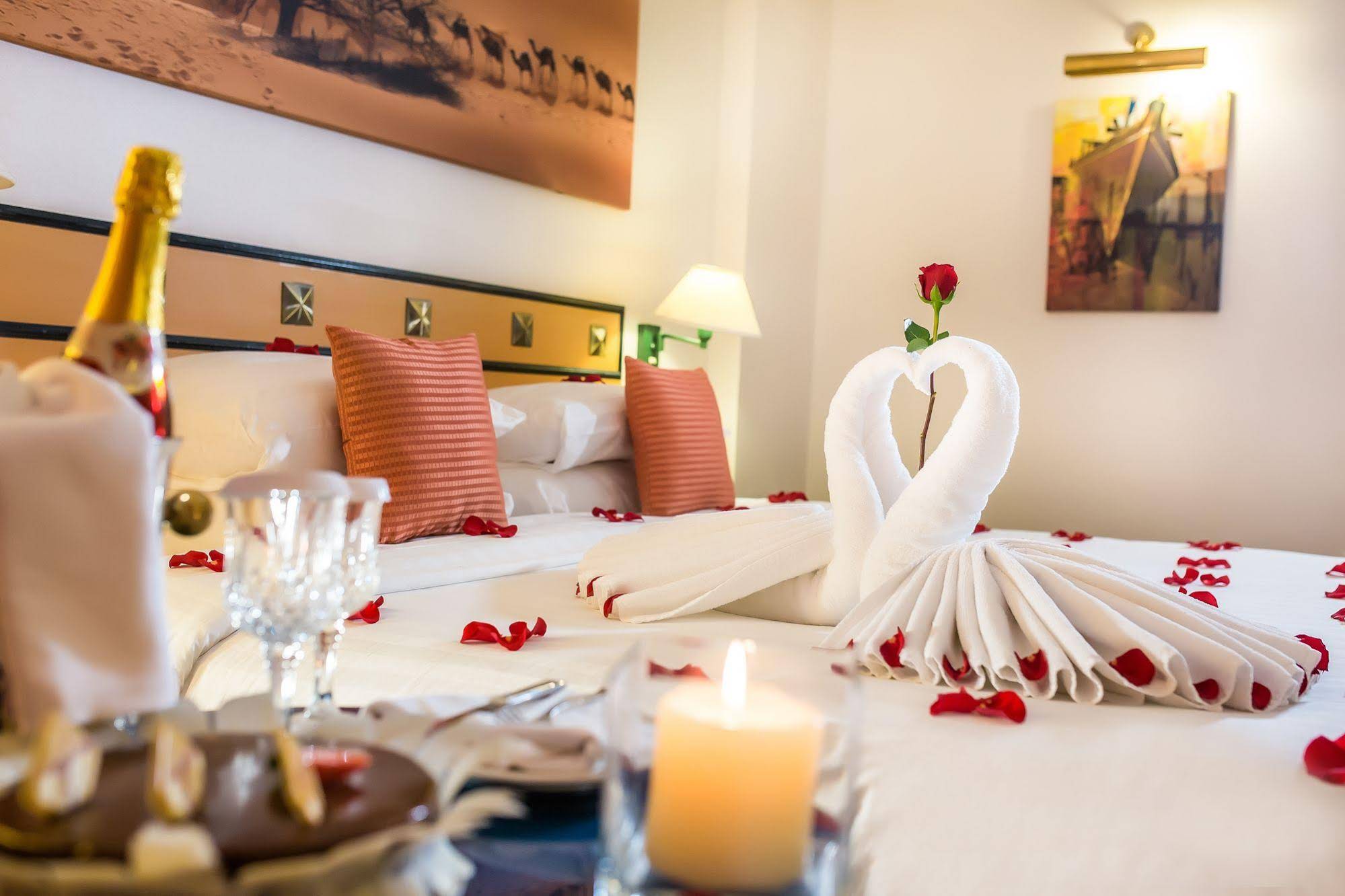 Hotel Holiday International