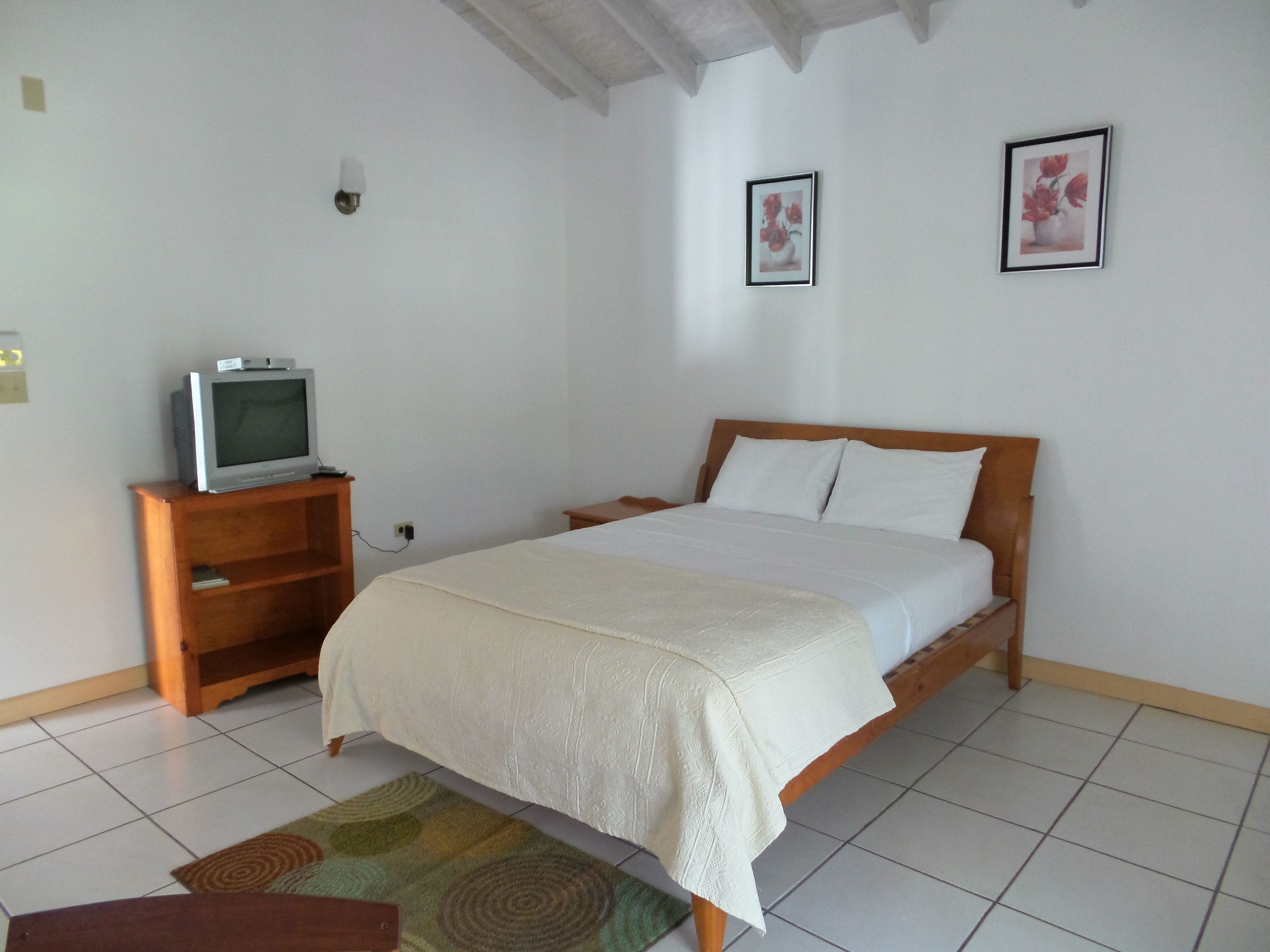 Coco Rose Guest House Bed and Breakfast