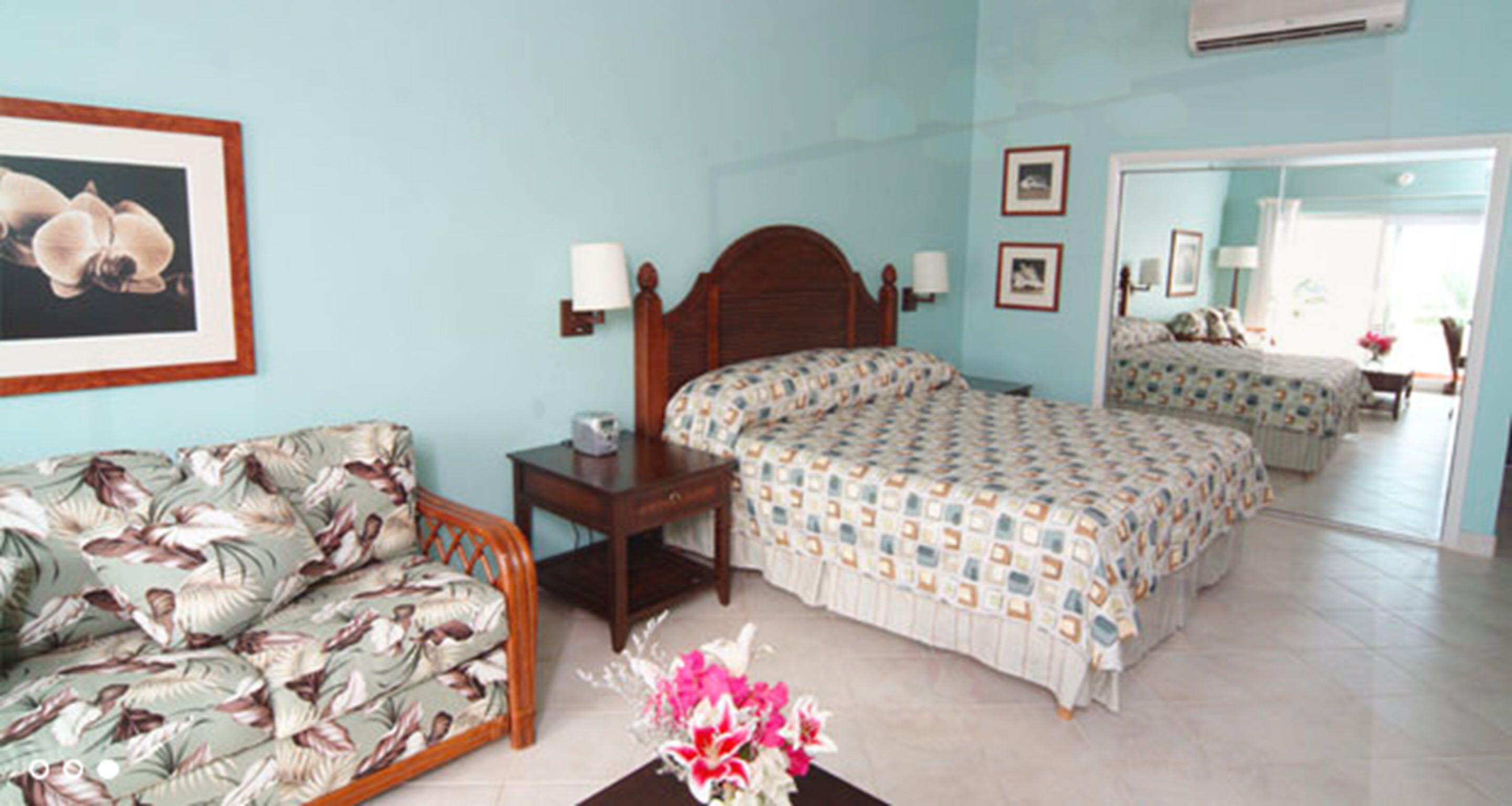 Trade Winds Hotel