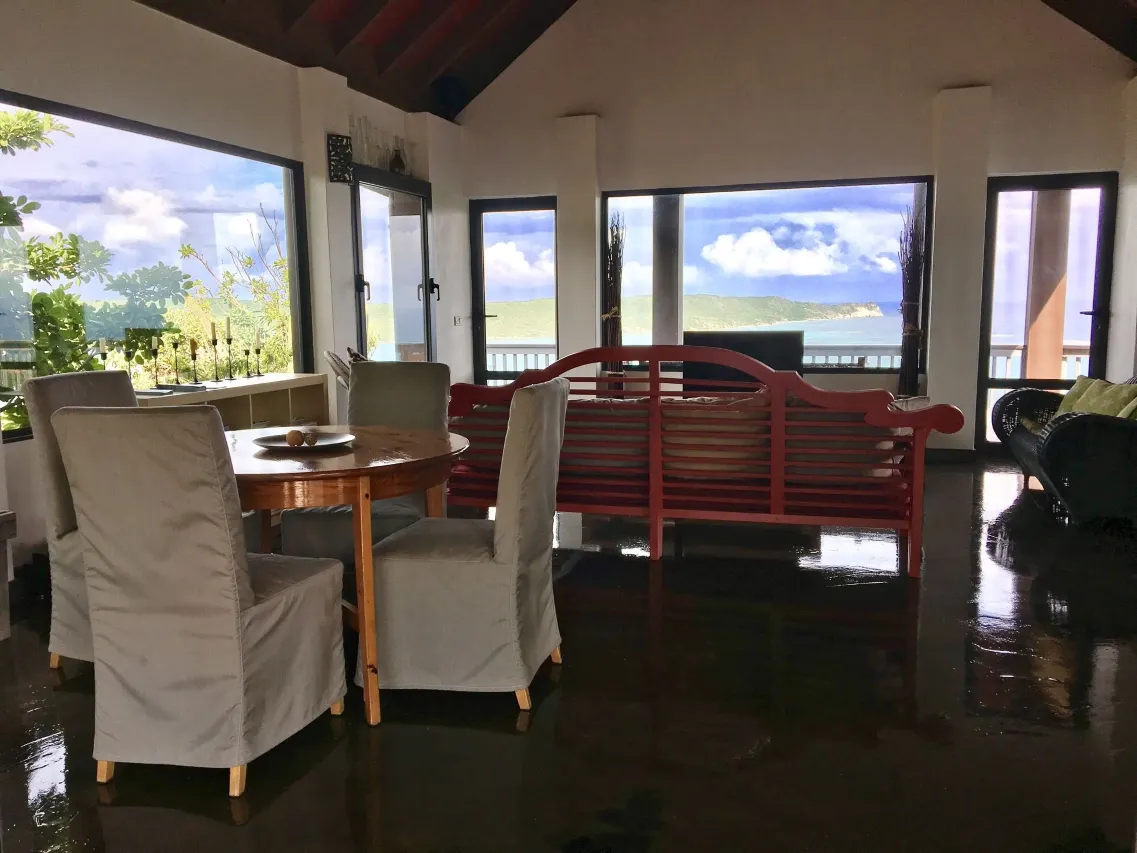 Blue Dream Antigua B&B