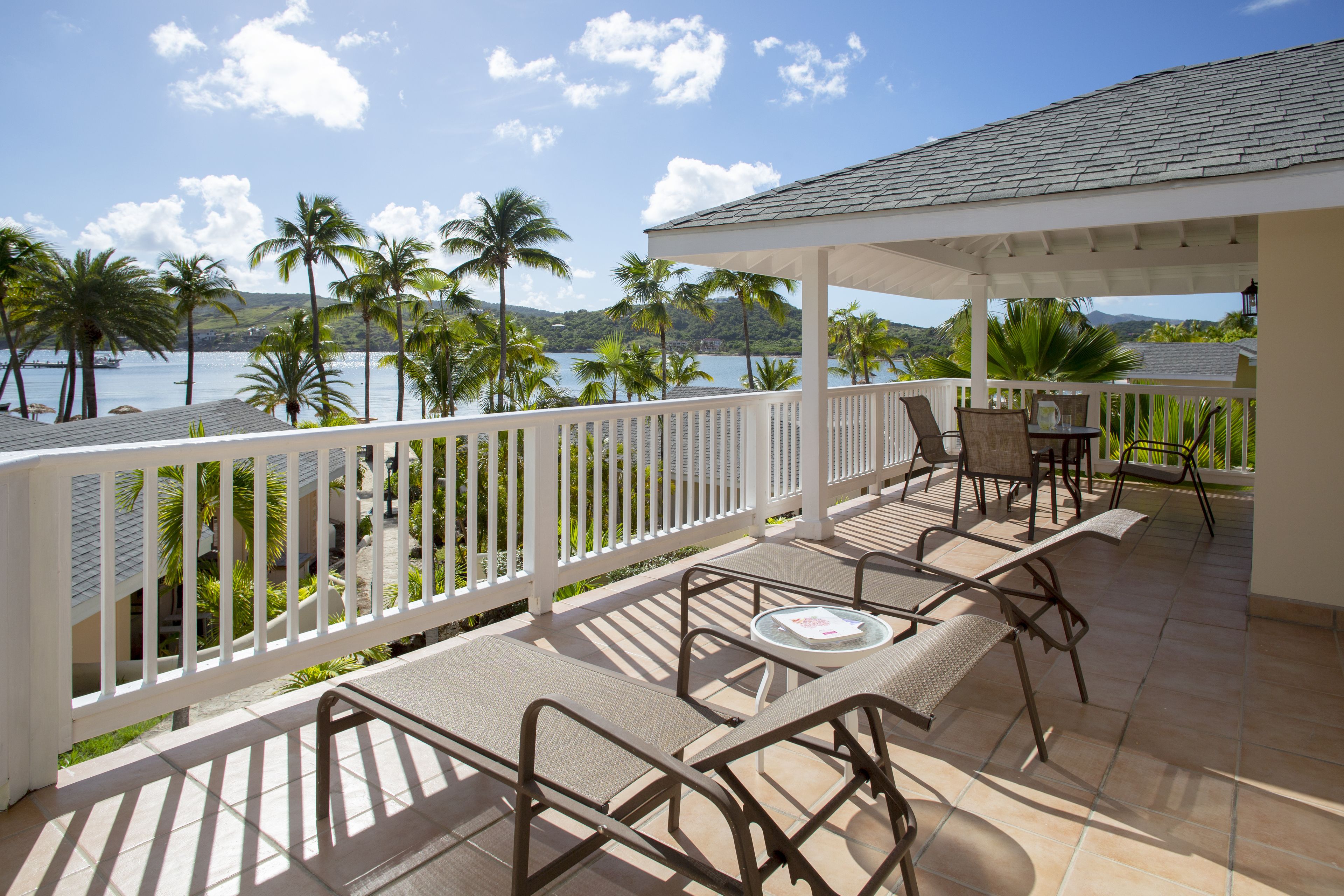 St. James's Club & Villas