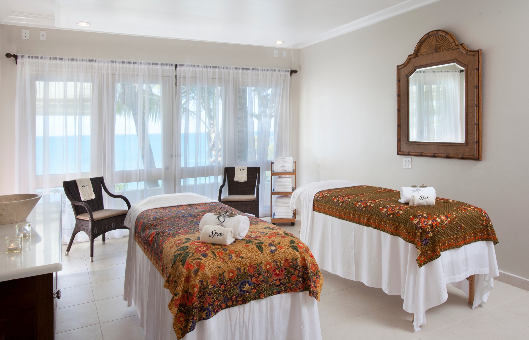 Blue Waters Resort & Spa