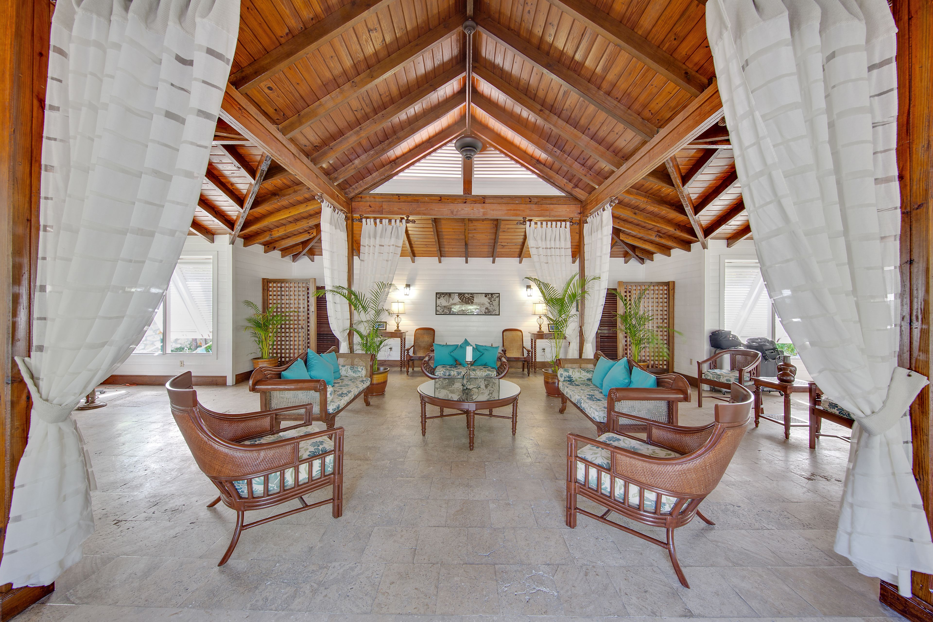 Pineapple Beach Club
