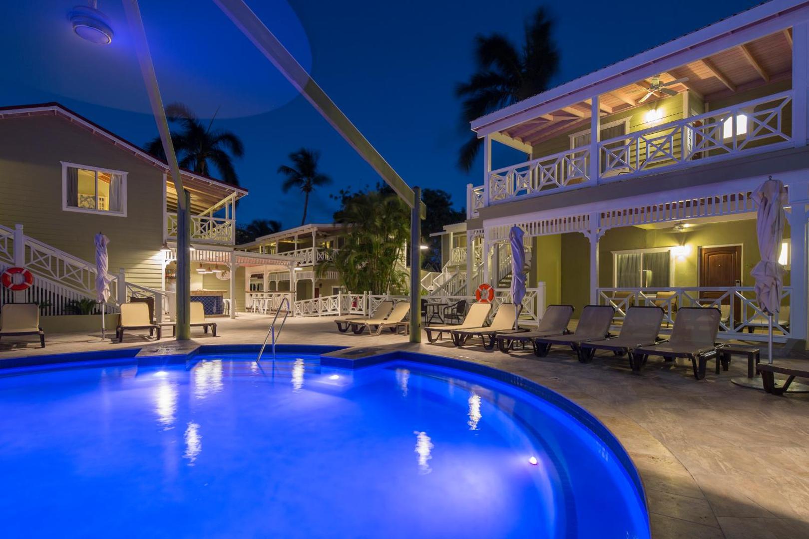 Pineapple Beach Club