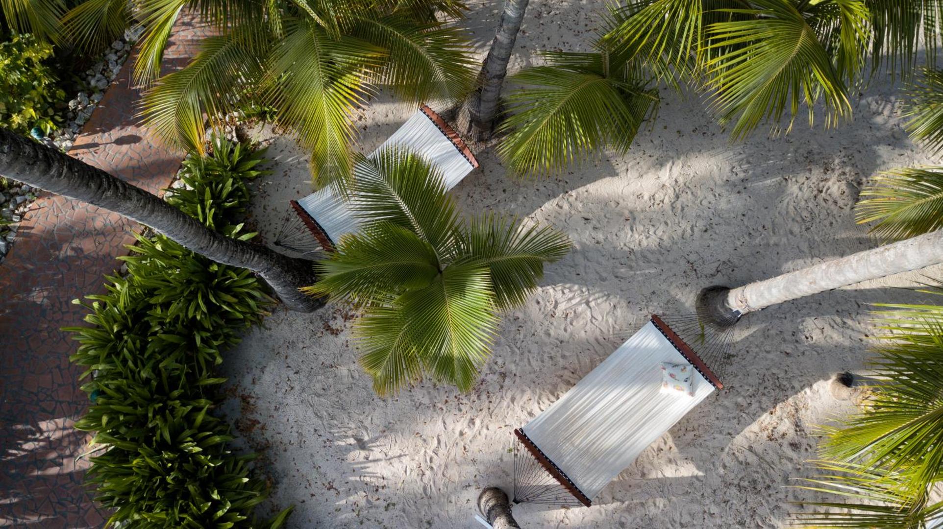 Pineapple Beach Club