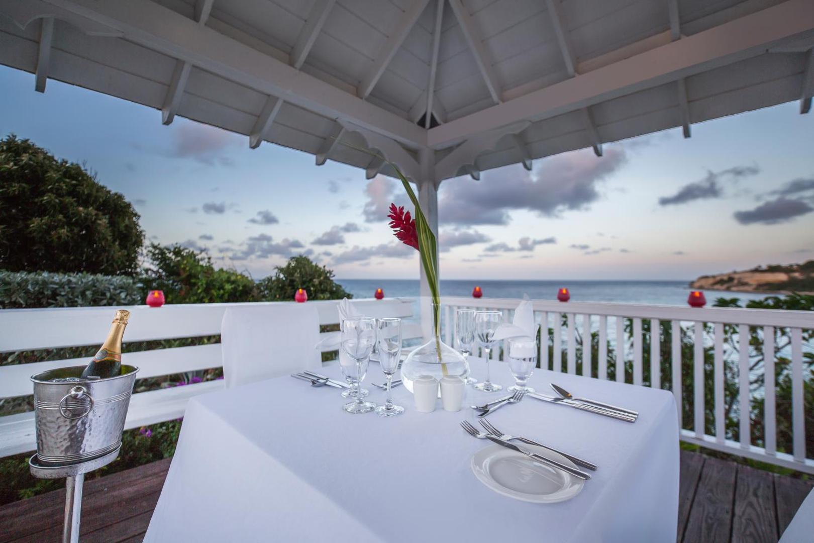 Pineapple Beach Club