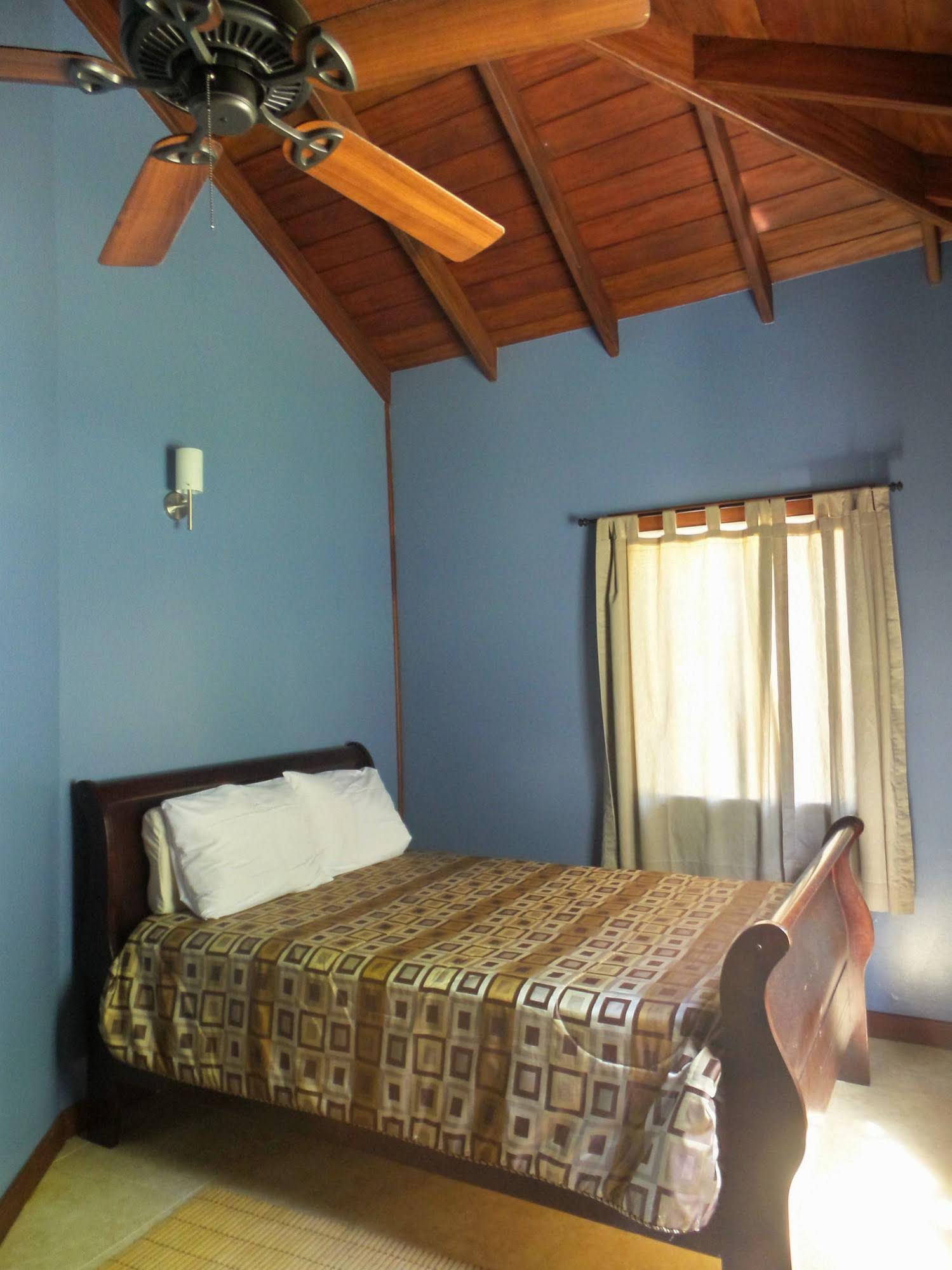 Beleza Pura Apartments at Darkwood