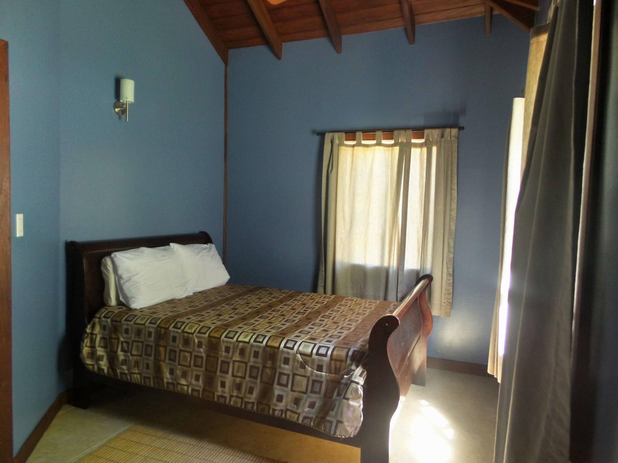 Beleza Pura Apartments at Darkwood