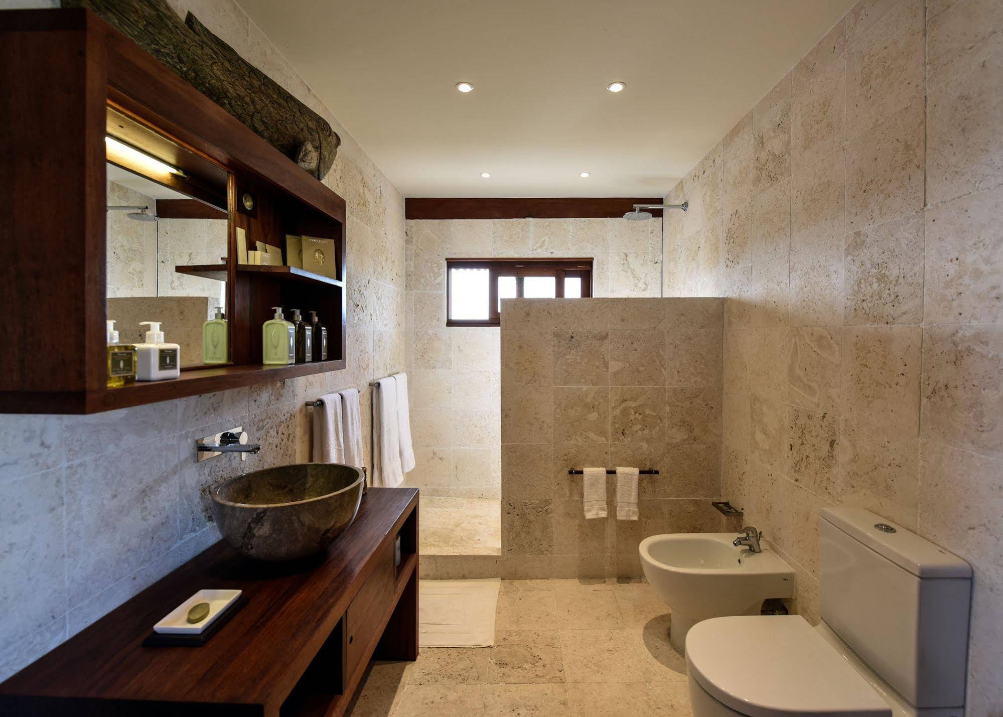 Barbuda Belle Luxury Beach Hotel