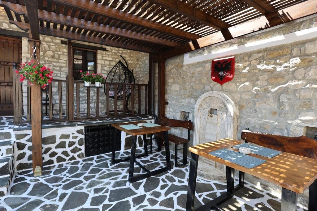 Ador Boutique Hotel