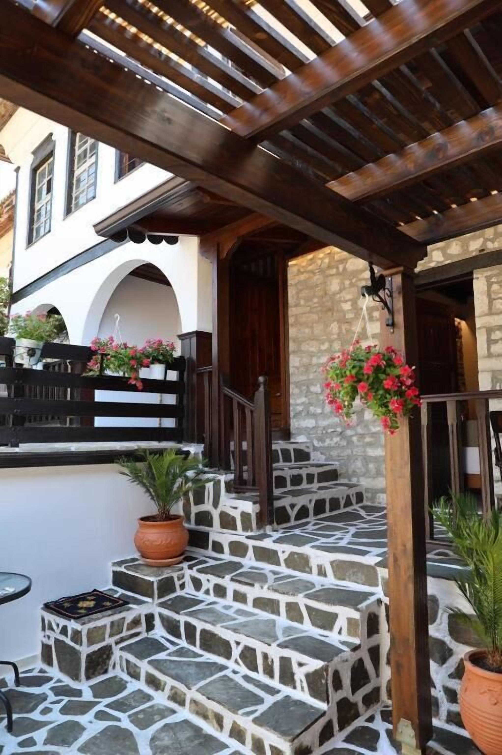 Ador Boutique Hotel