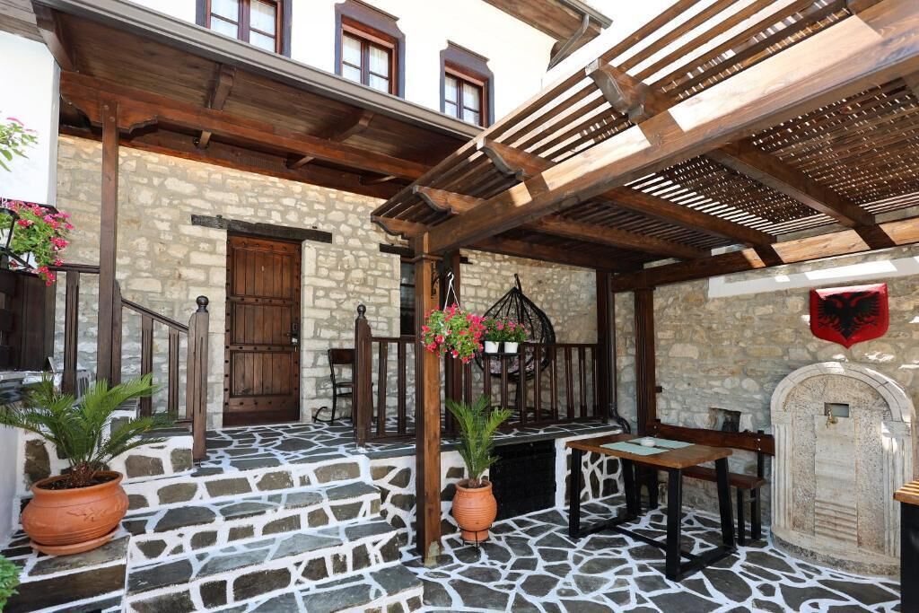 Ador Boutique Hotel