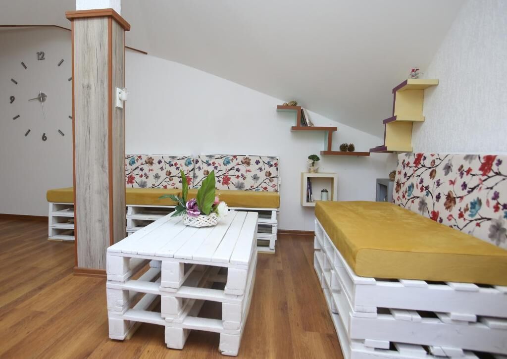 Guest House Himaj