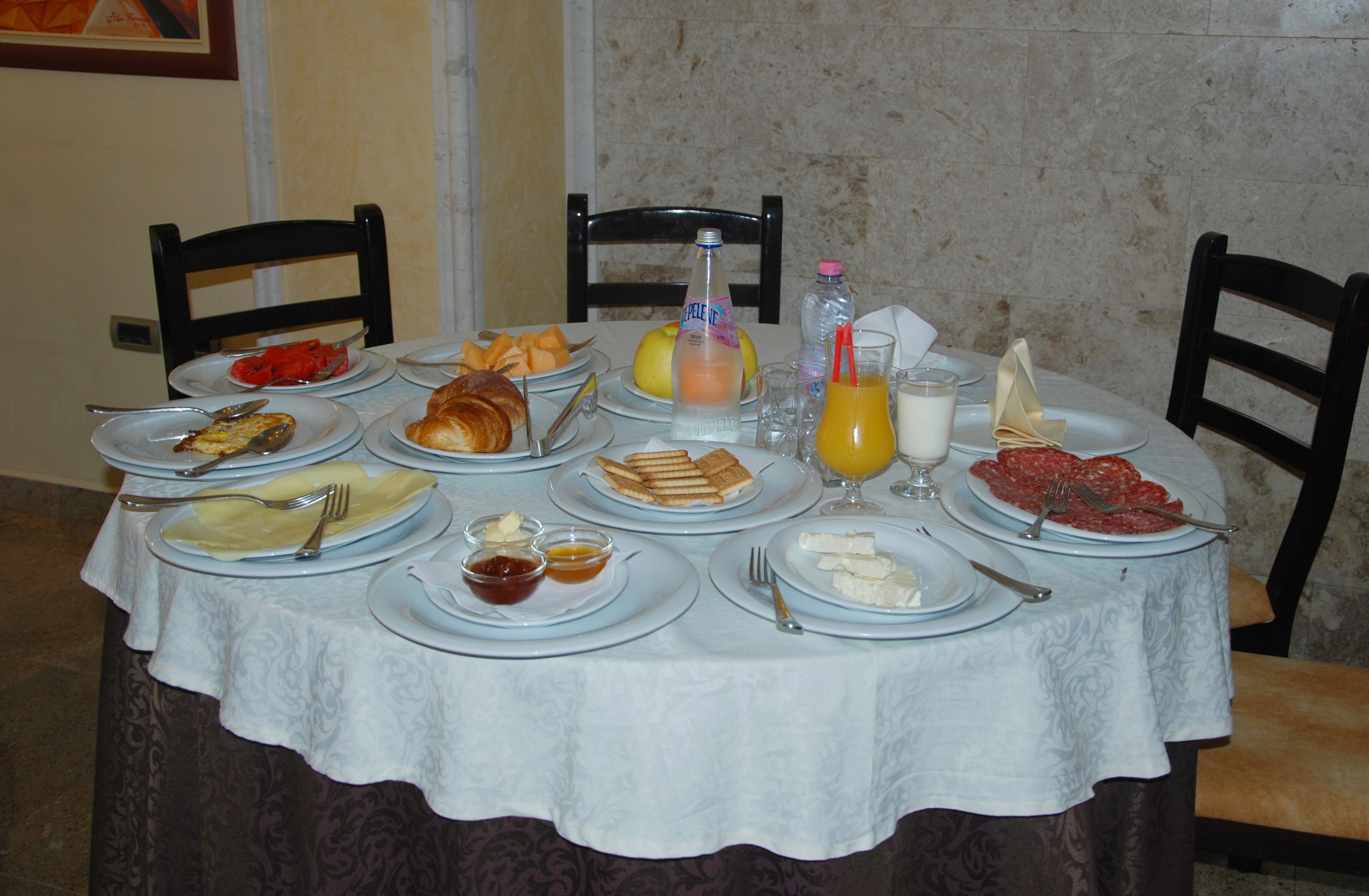 Hotel Gega