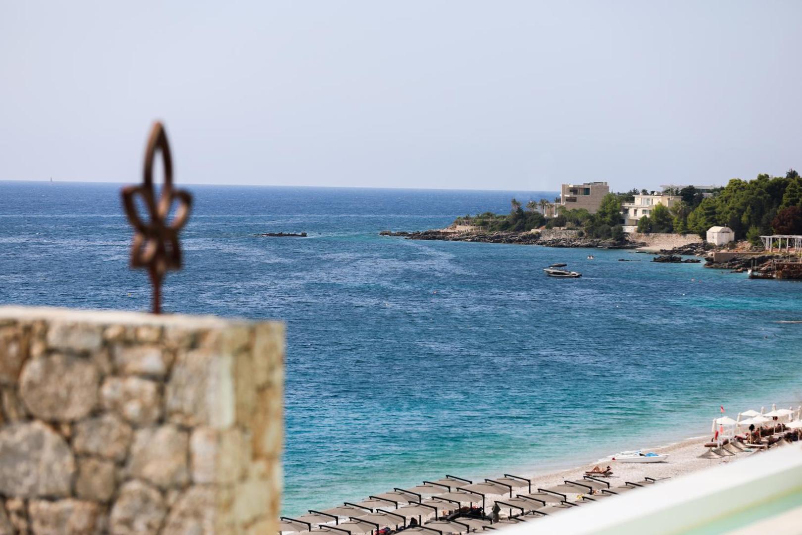 La Brisa Boutique Hotel