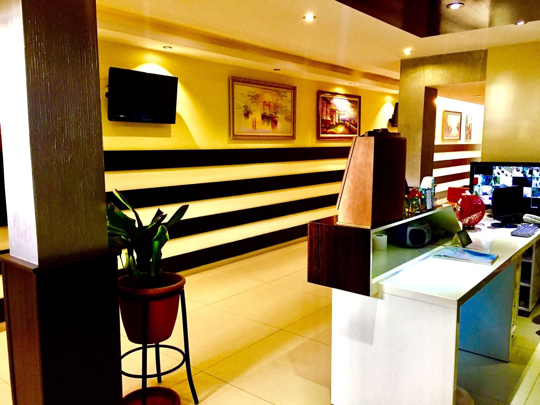 Hotel Sunrise Cameria