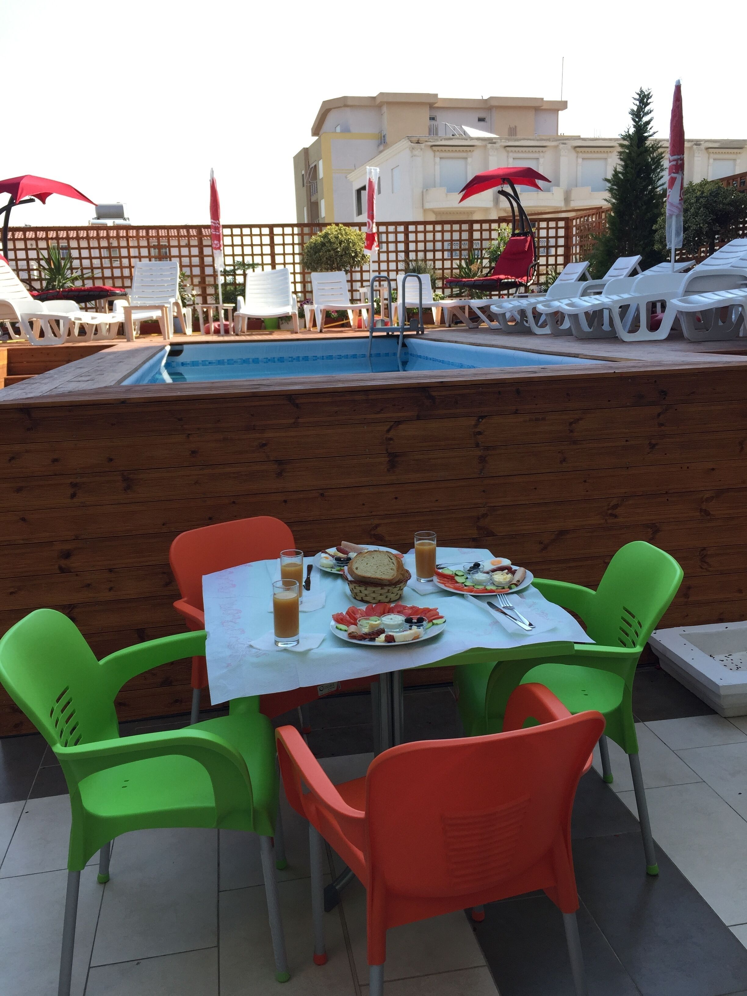 Hotel Sunrise Cameria