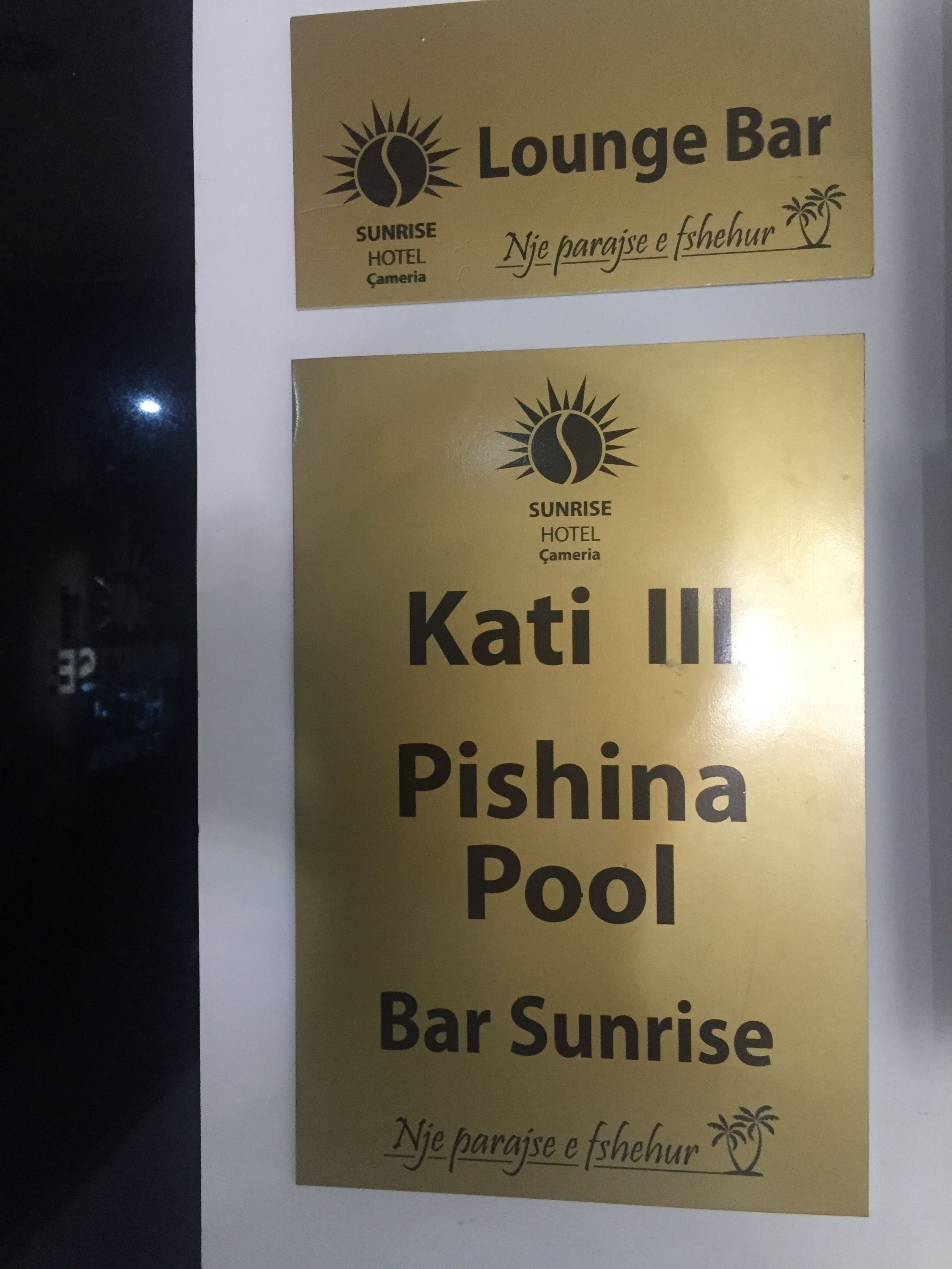 Hotel Sunrise Cameria