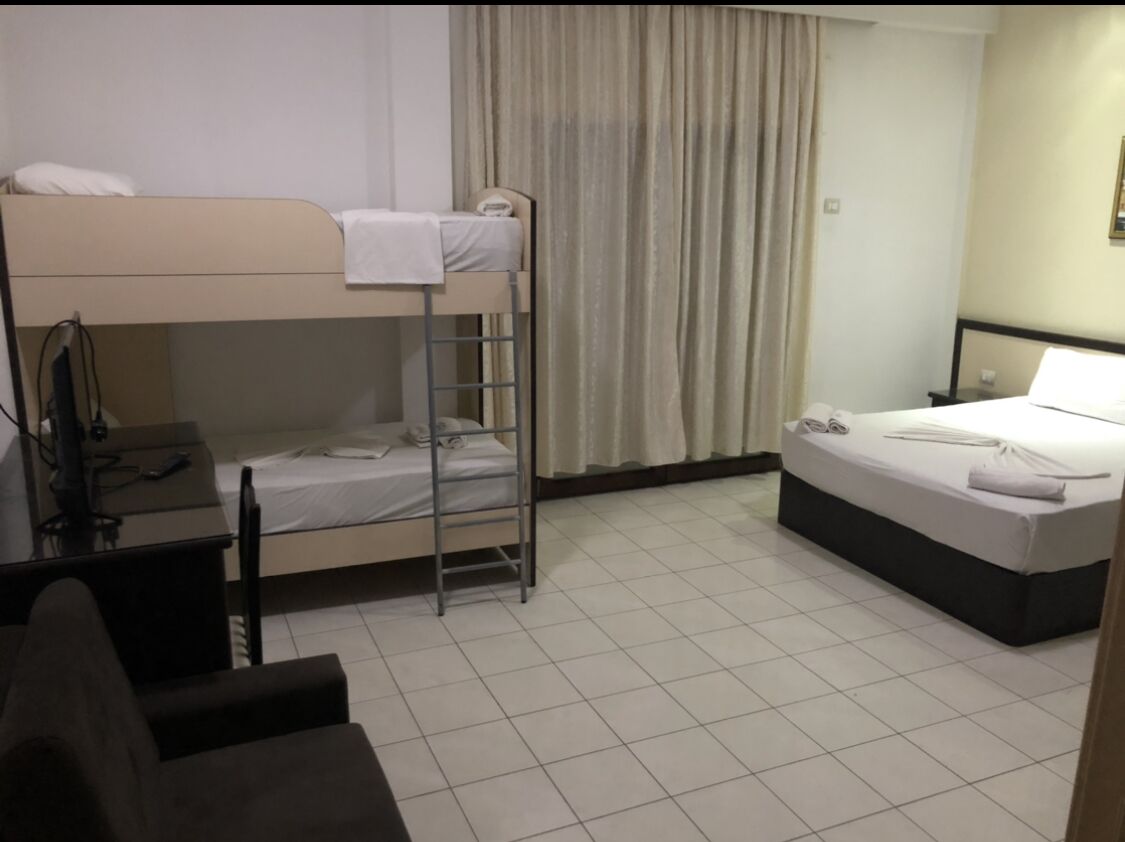 Hotel Sunrise Cameria