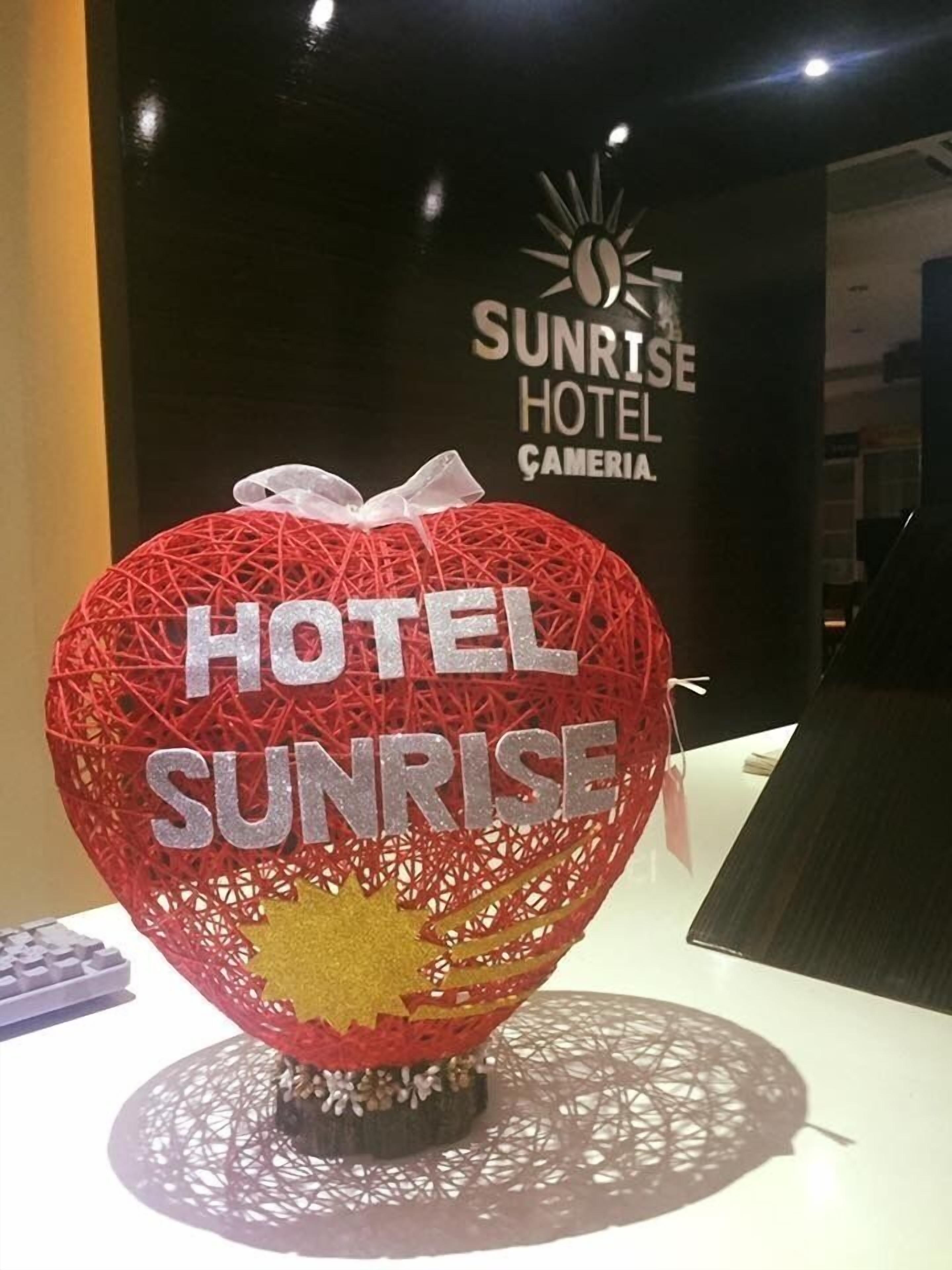 Hotel Sunrise Cameria