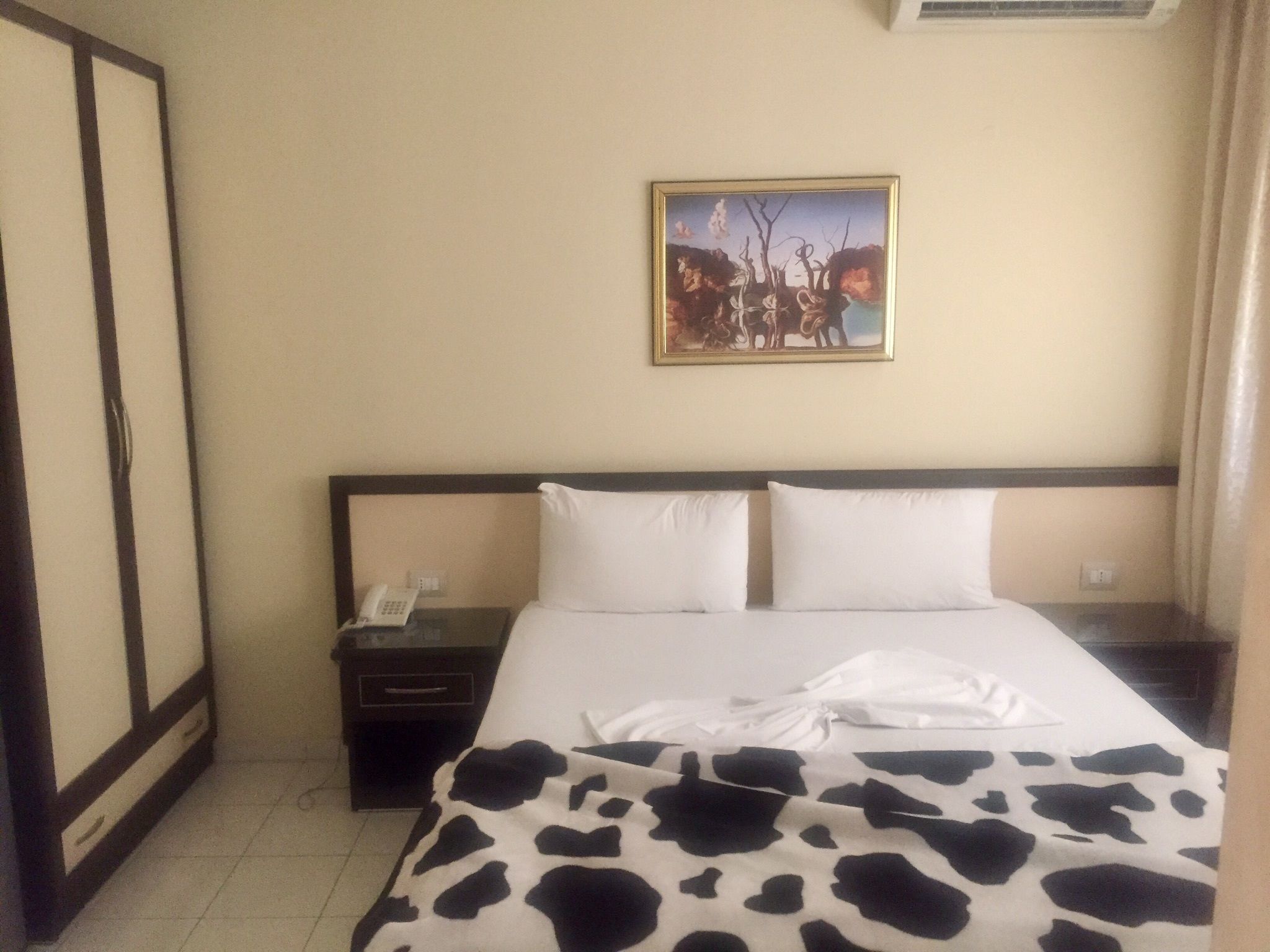 Hotel Sunrise Cameria