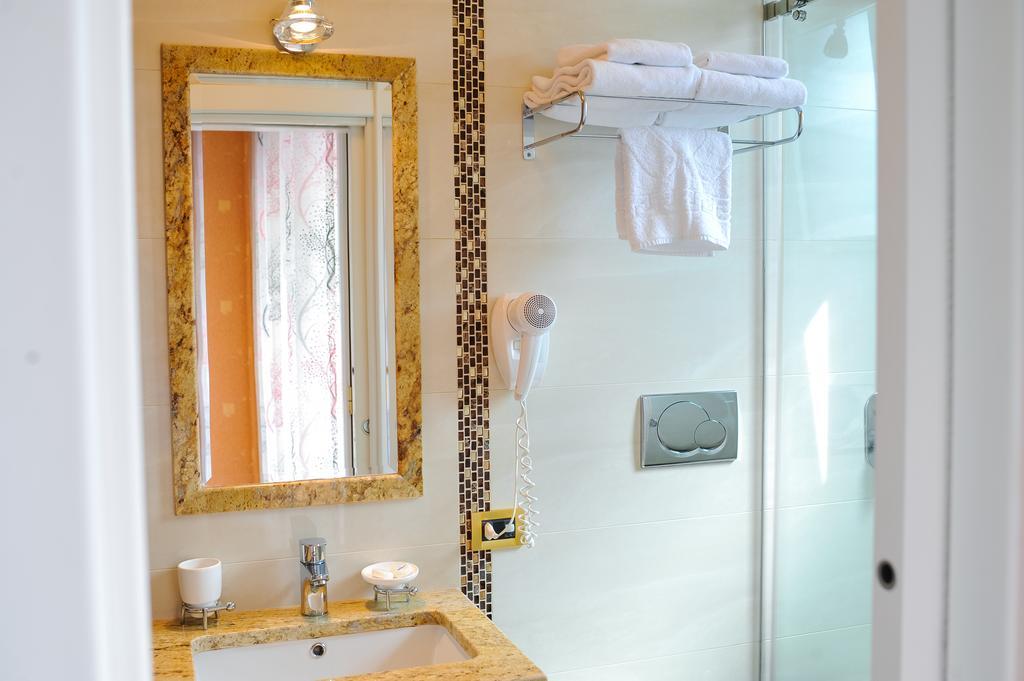 Iliria Internacional Hotel