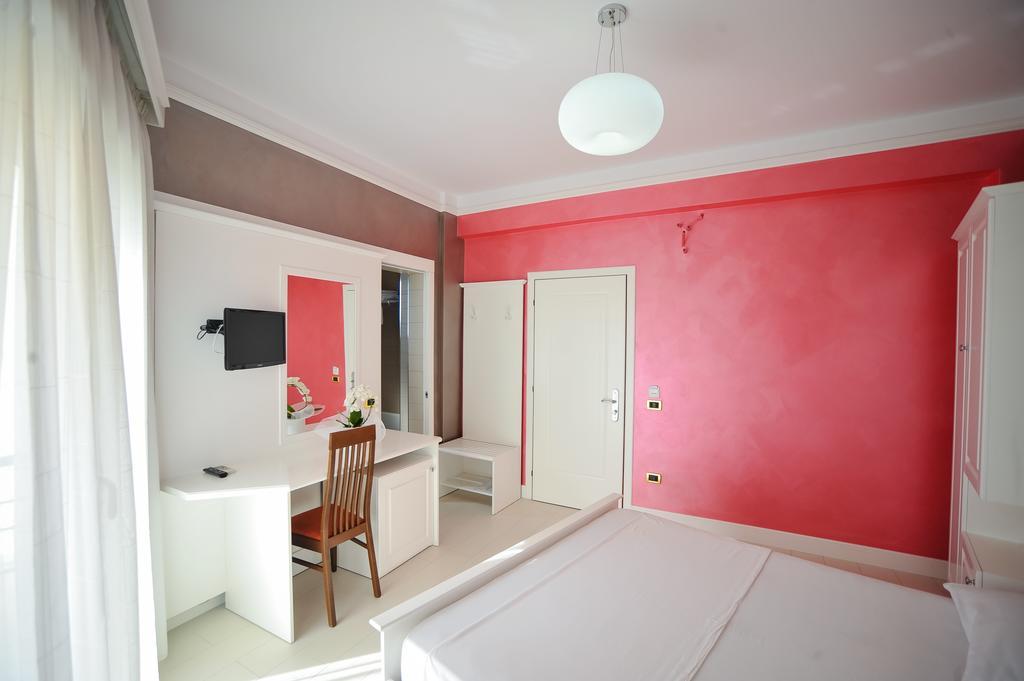 Iliria Internacional Hotel
