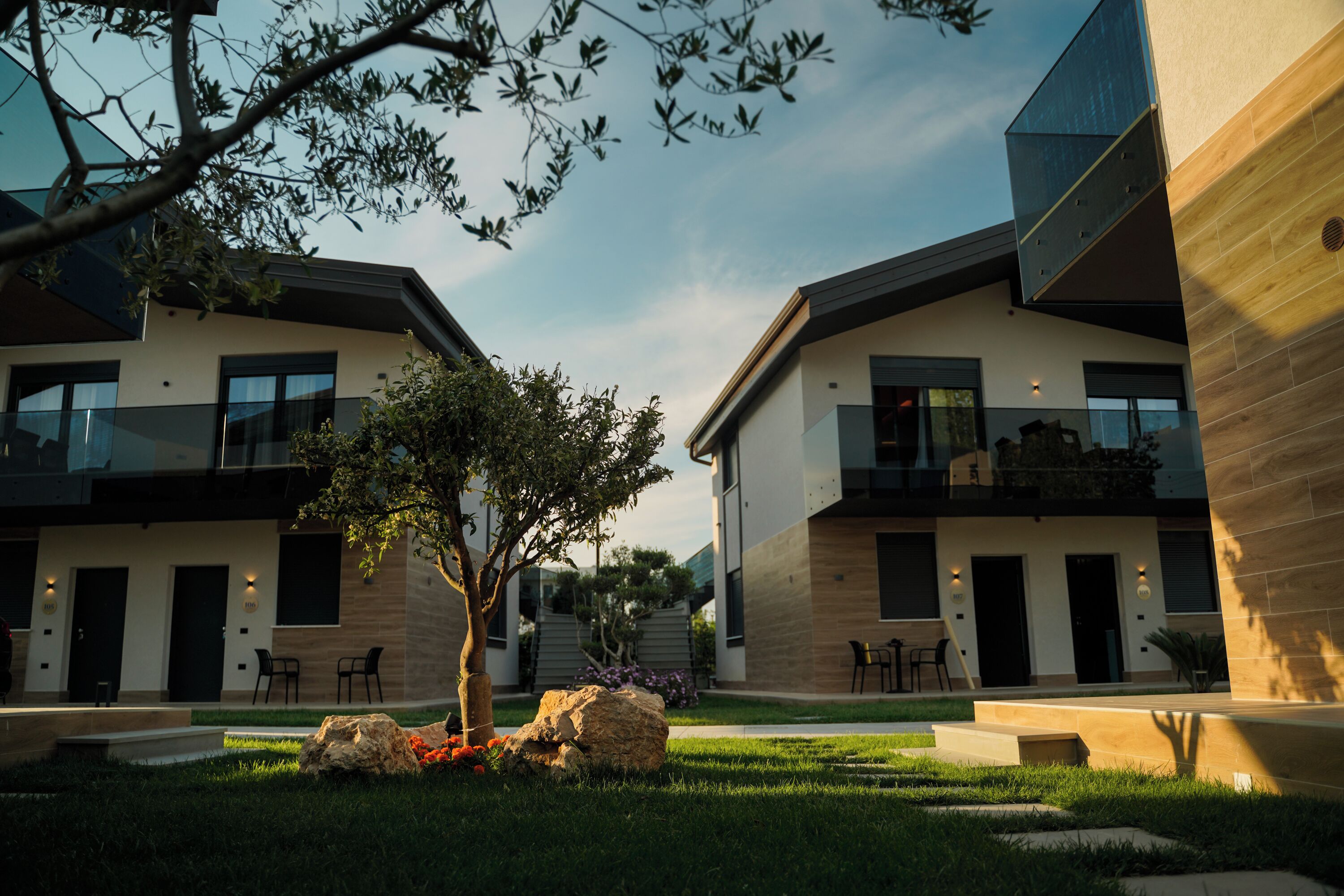 Lej & Laj Residence