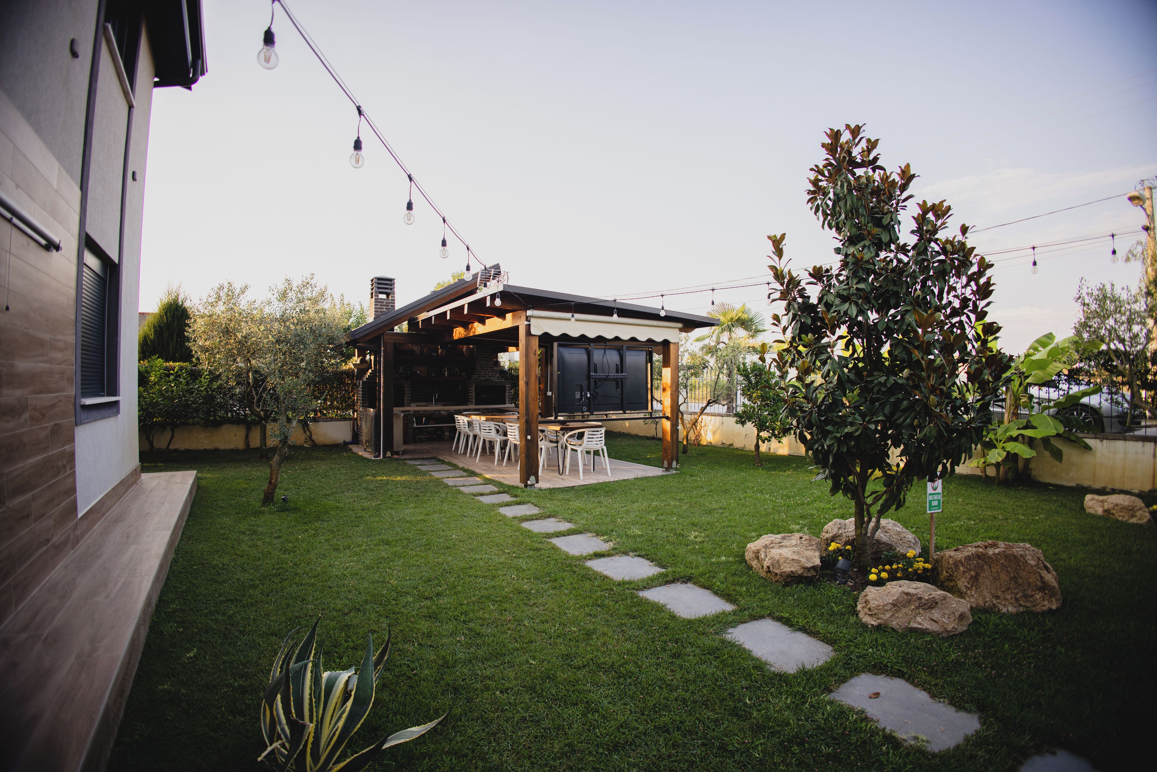 Lej & Laj Residence