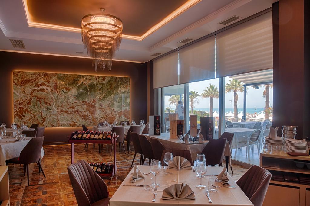 Premium Hotel Beach