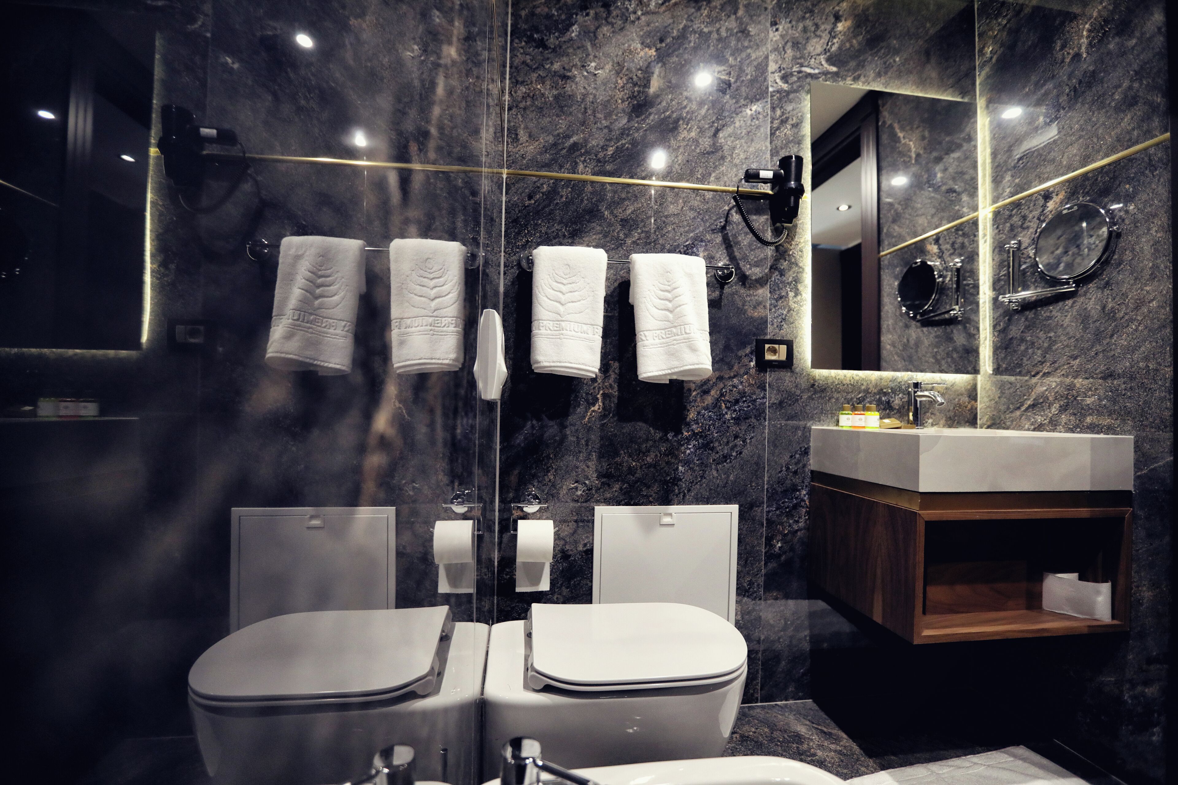 Premium Luxury Finese