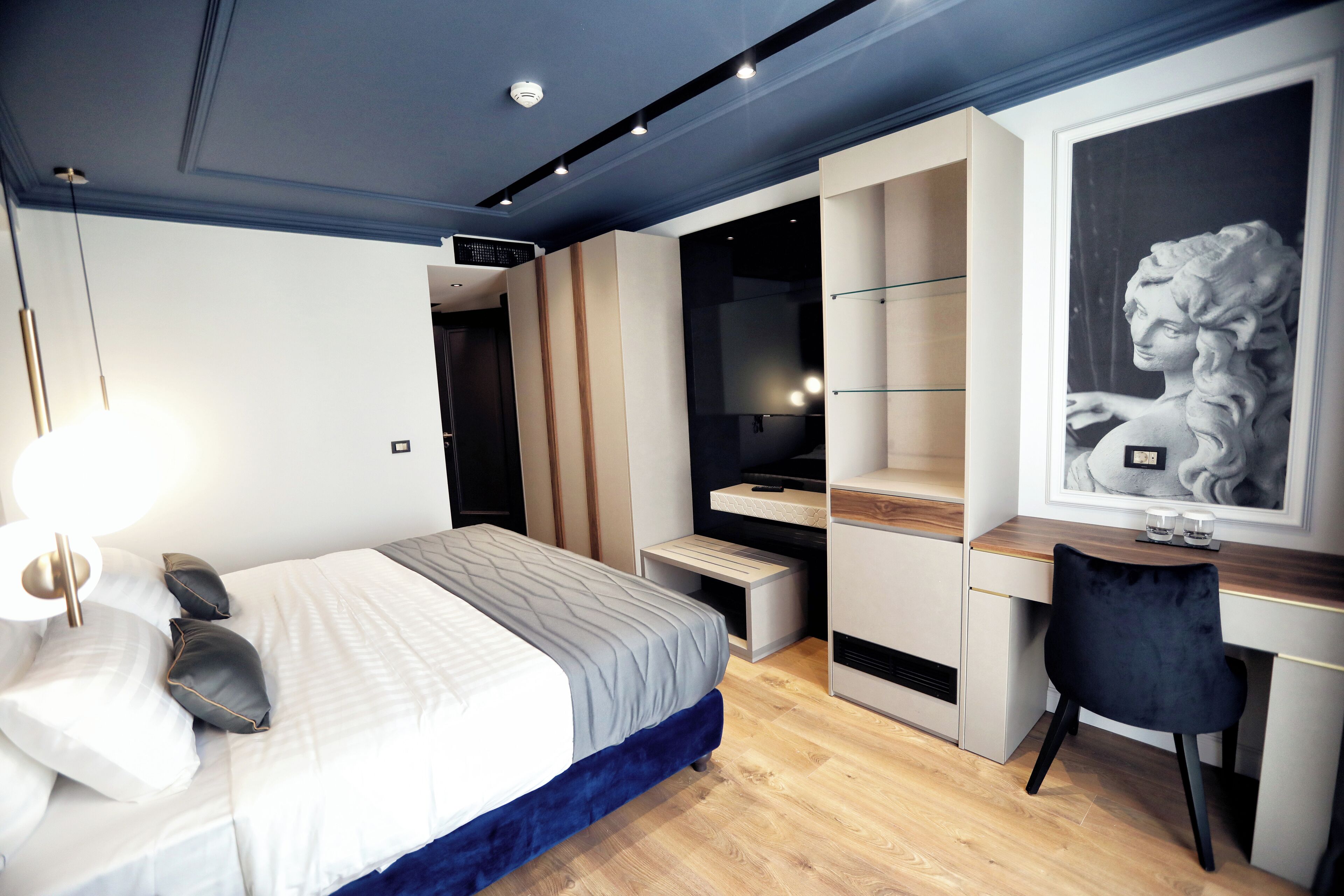 Premium Luxury Finese