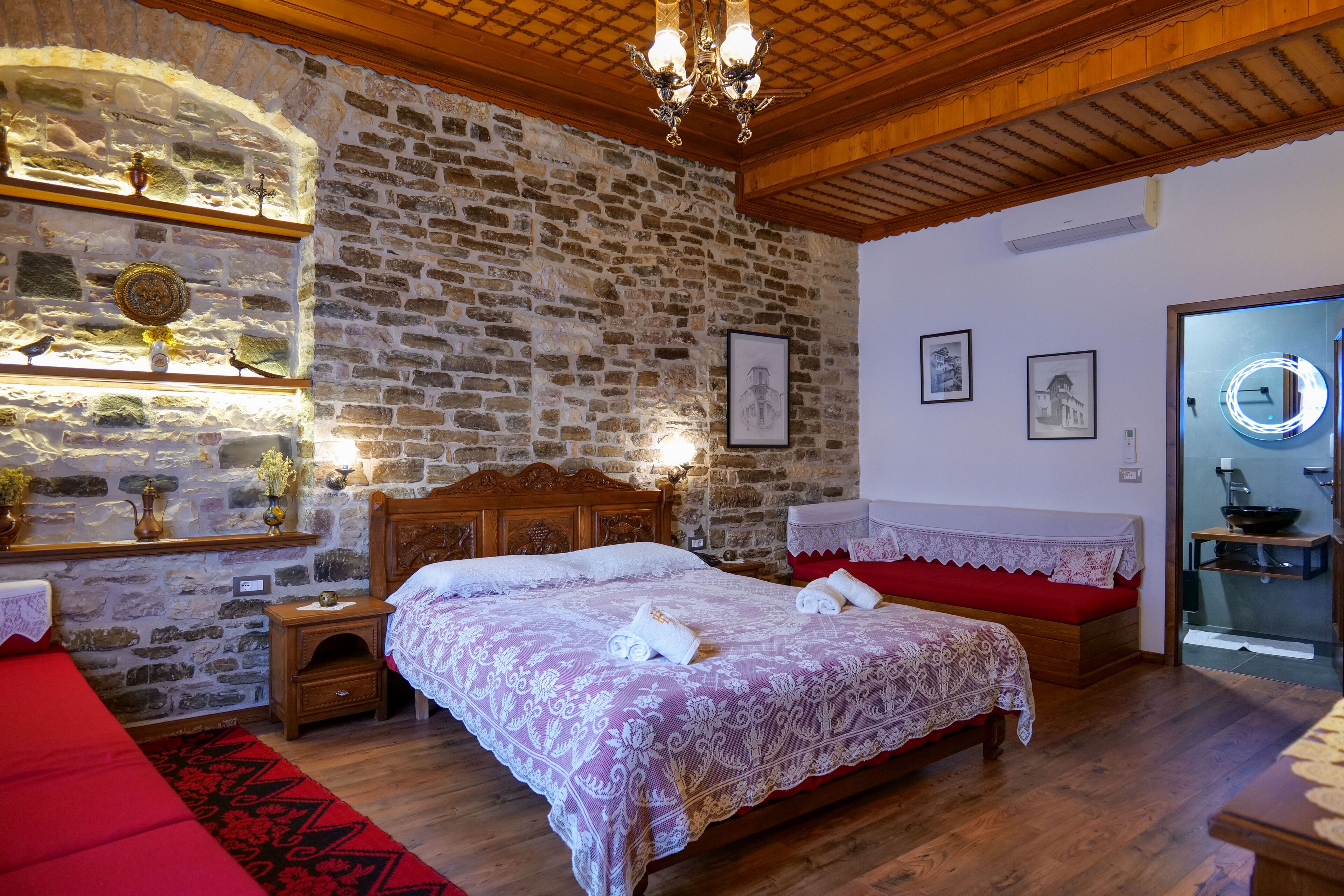 Hotel Bineri