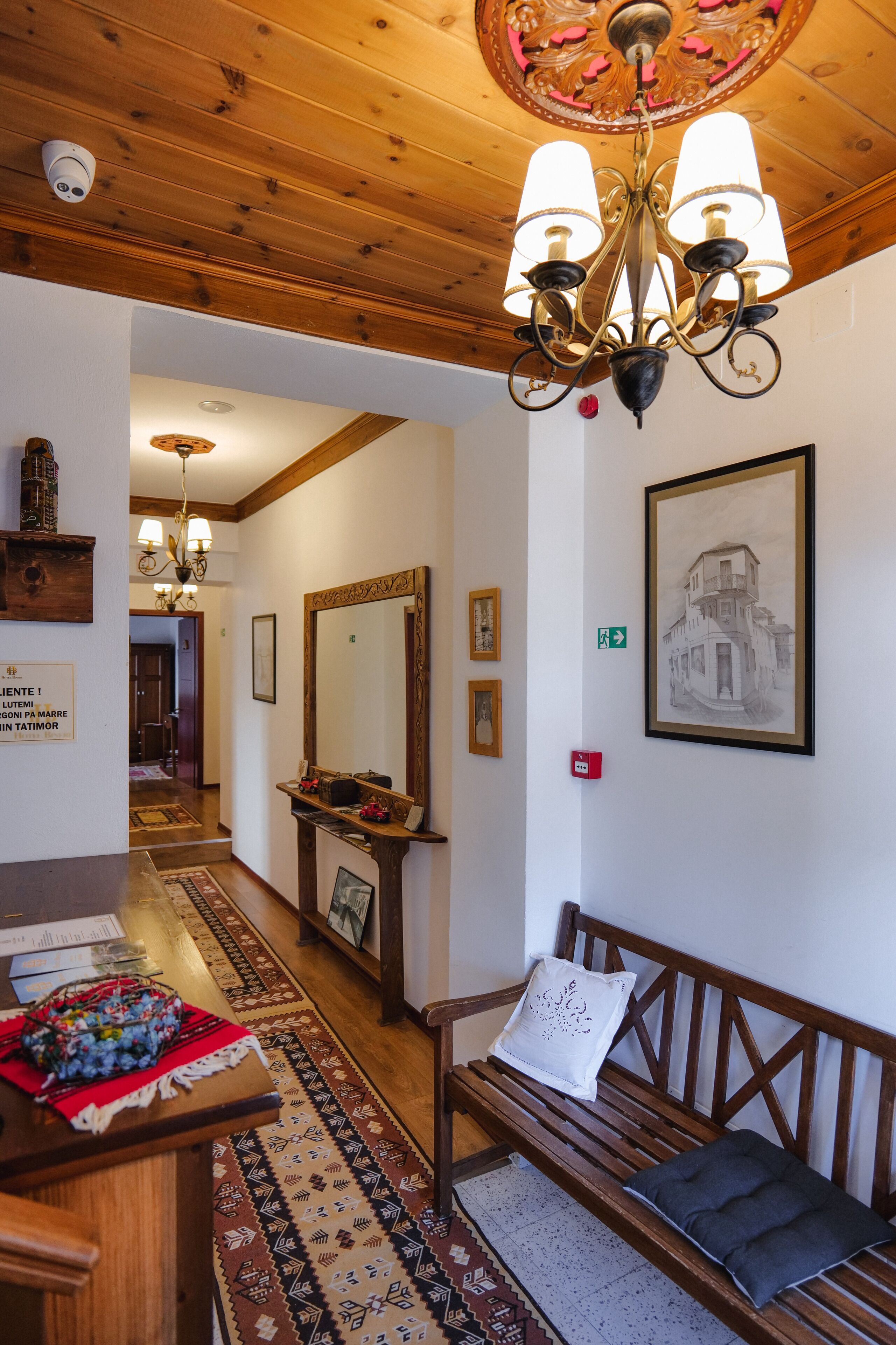 Hotel Bineri