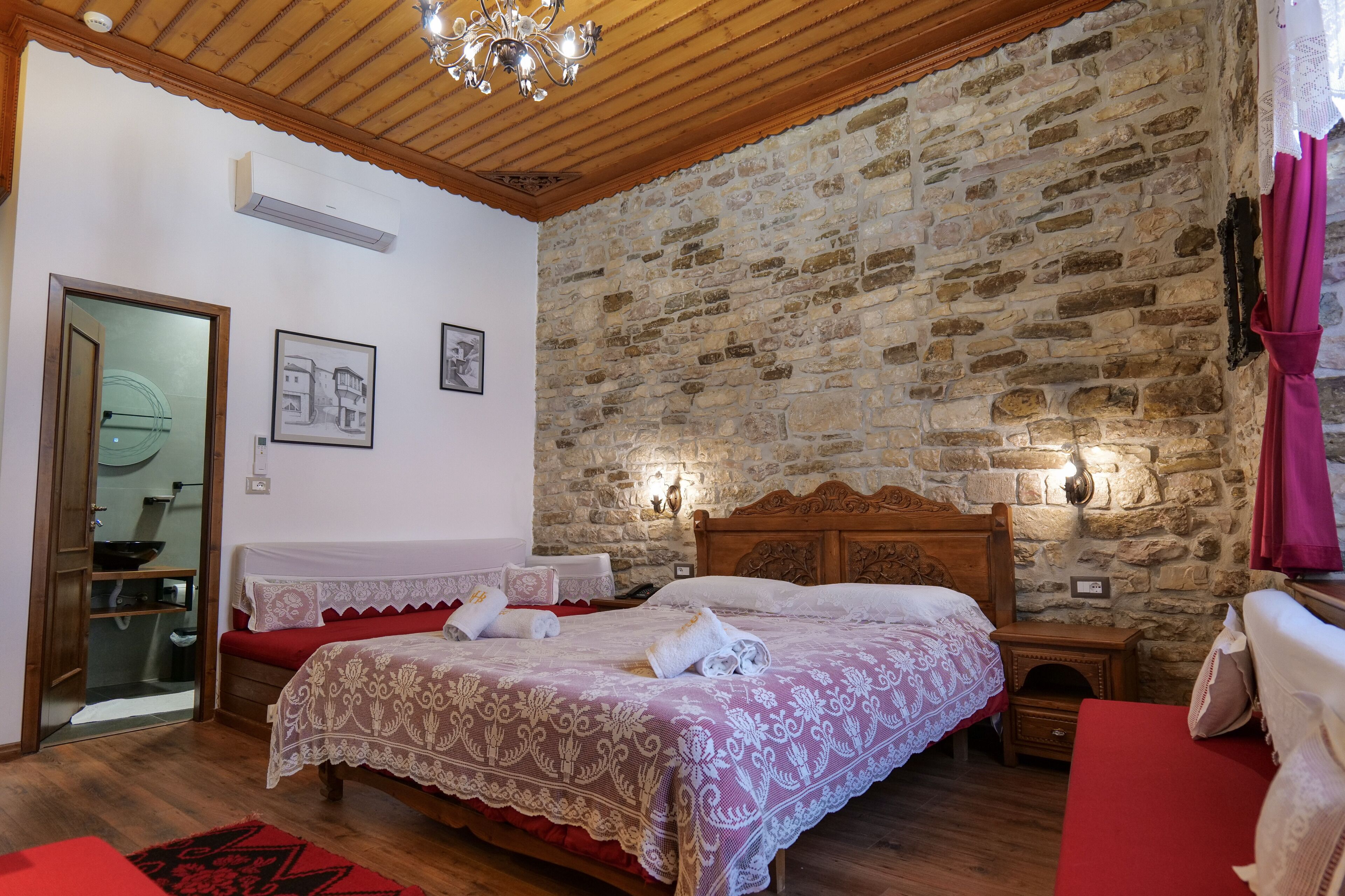Hotel Bineri