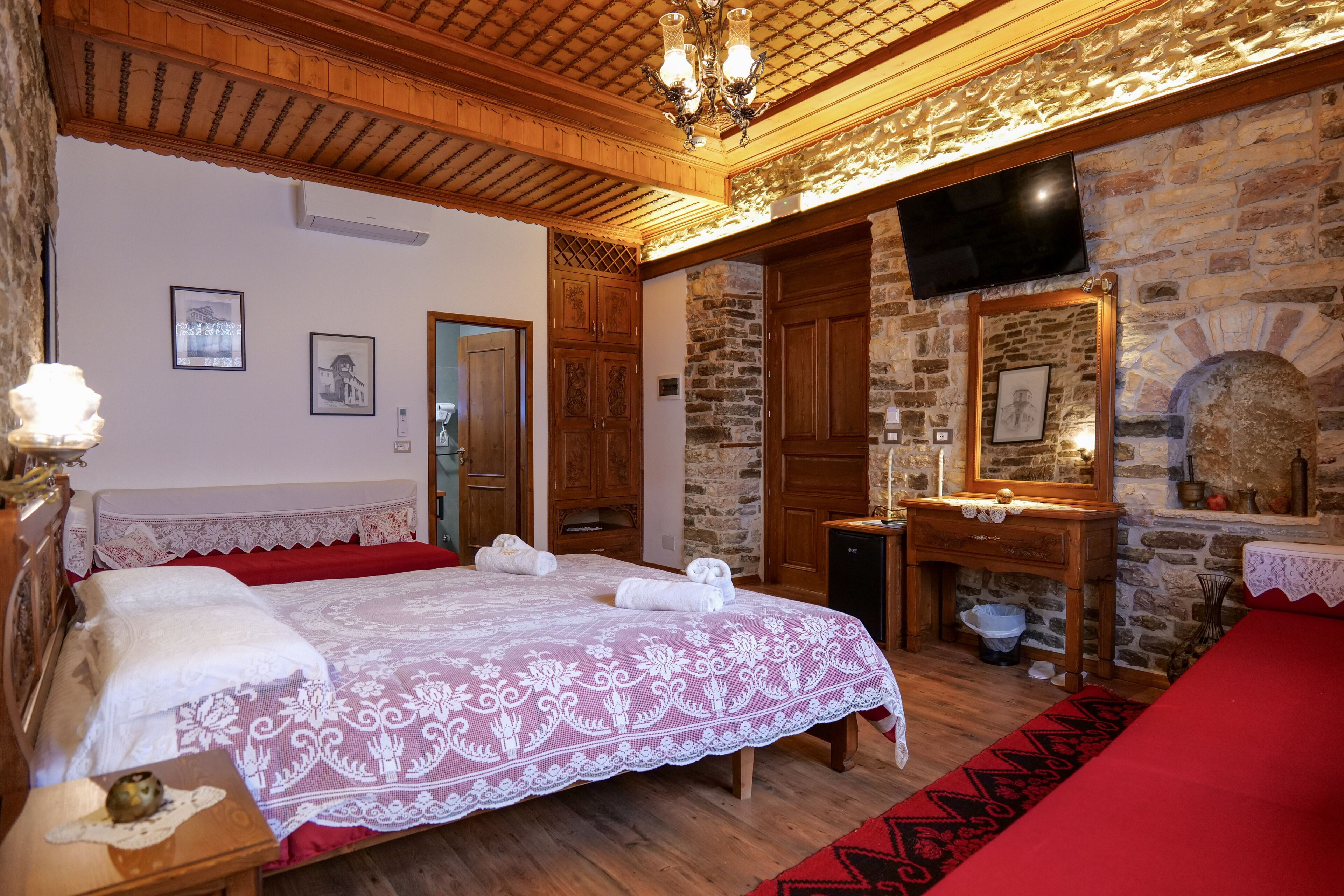 Hotel Bineri