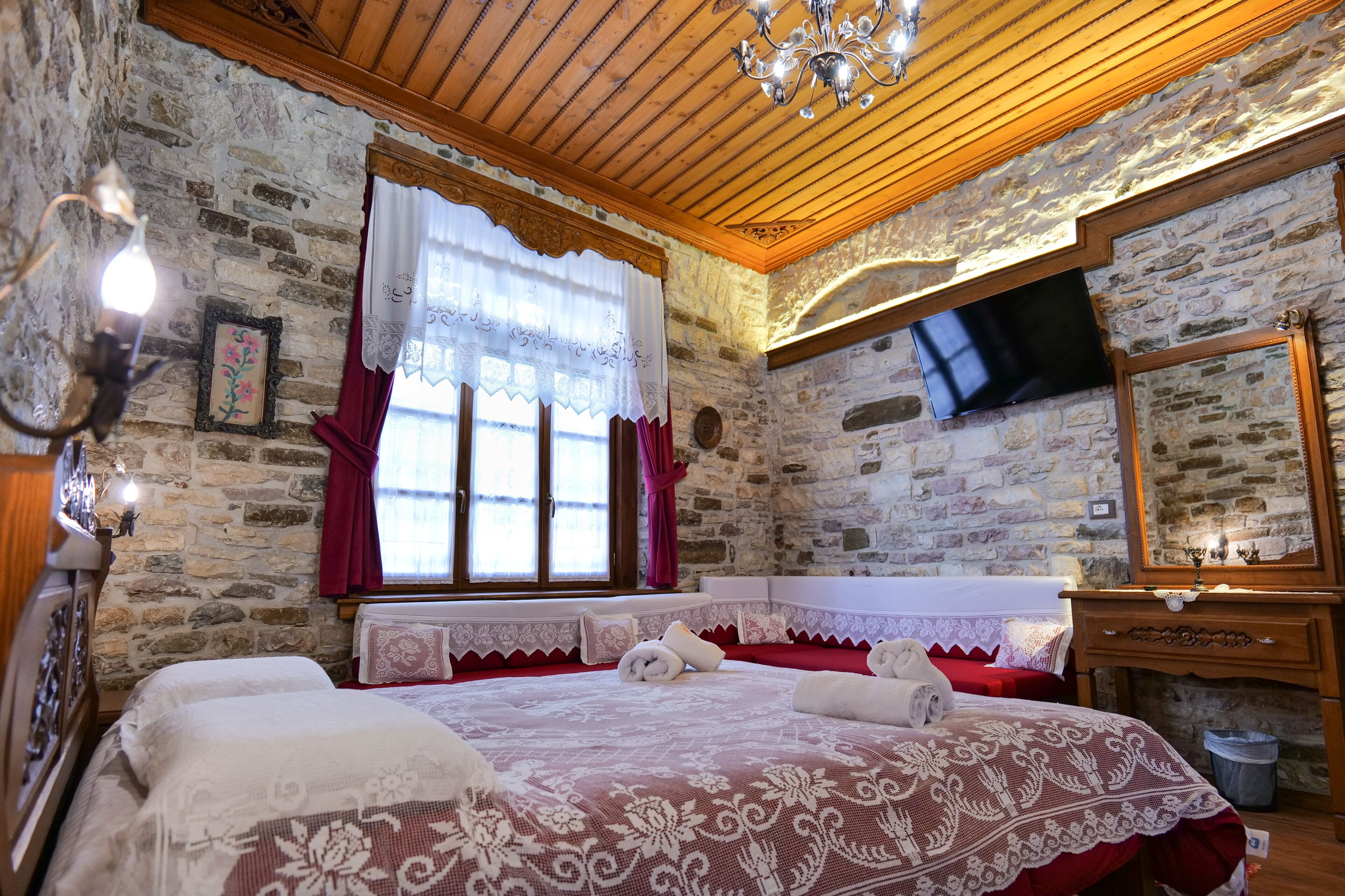 Hotel Bineri