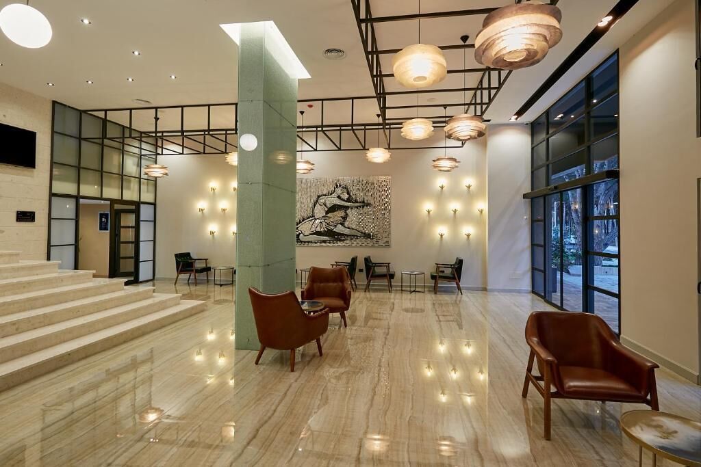 Eter Hotel