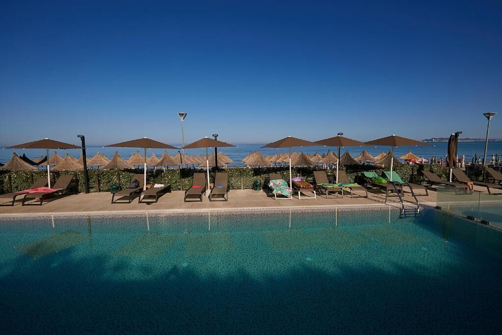 Eter Hotel