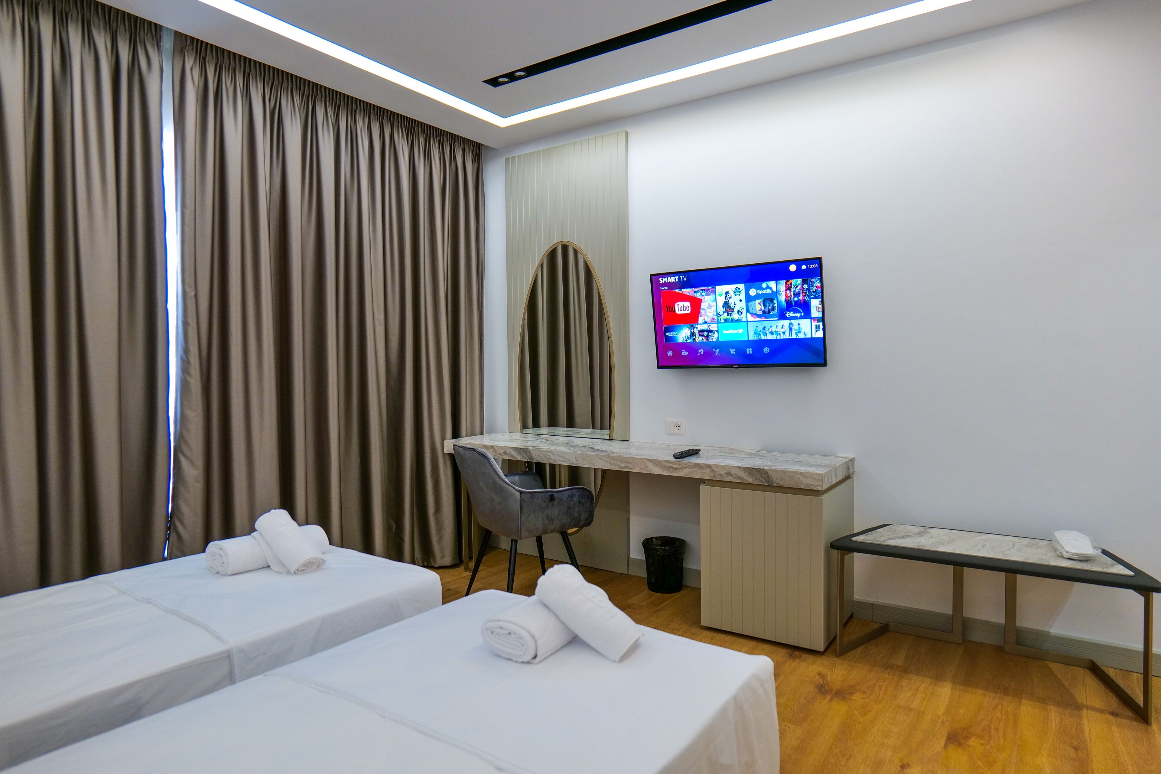 Chimaera Hotel