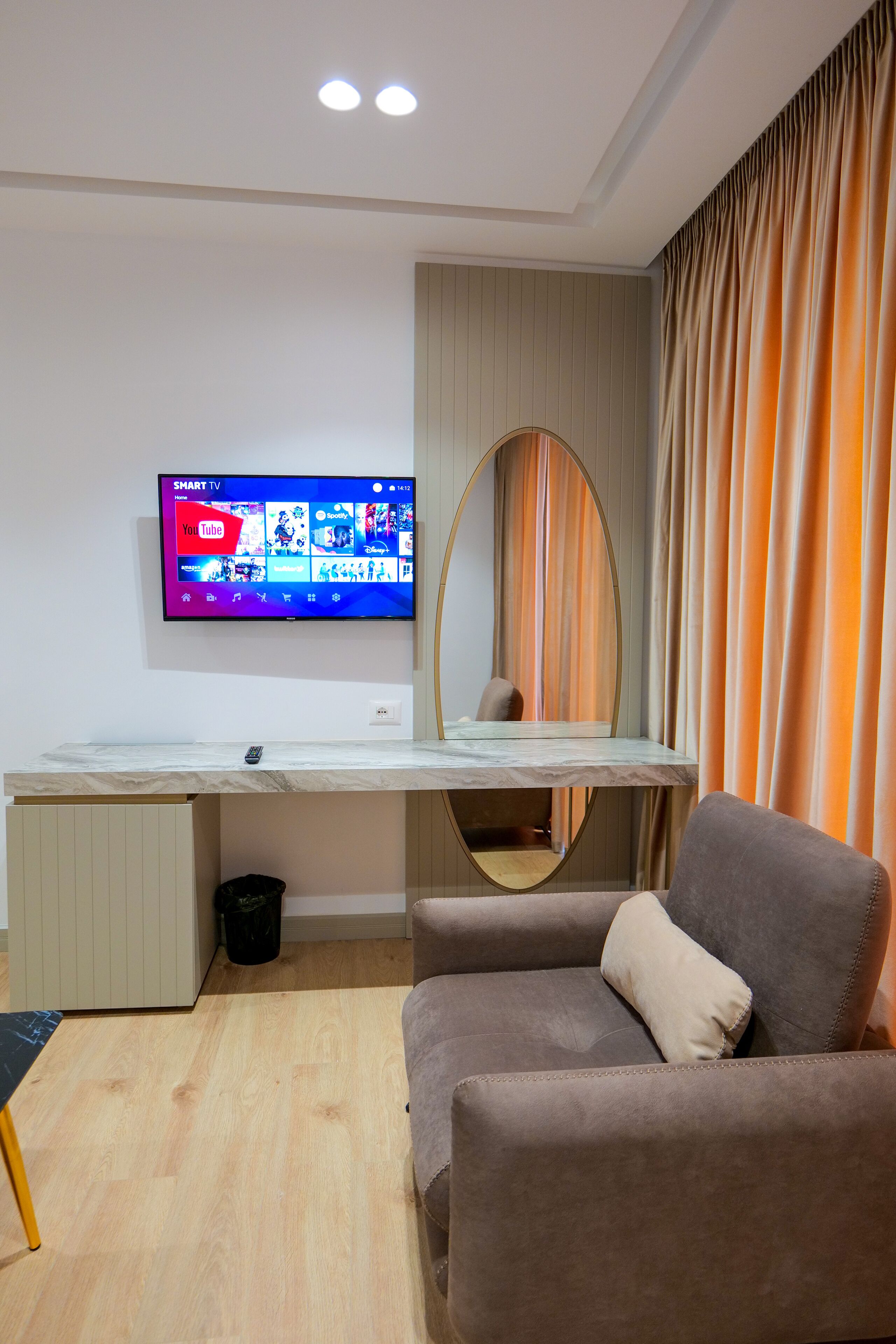 Chimaera Hotel