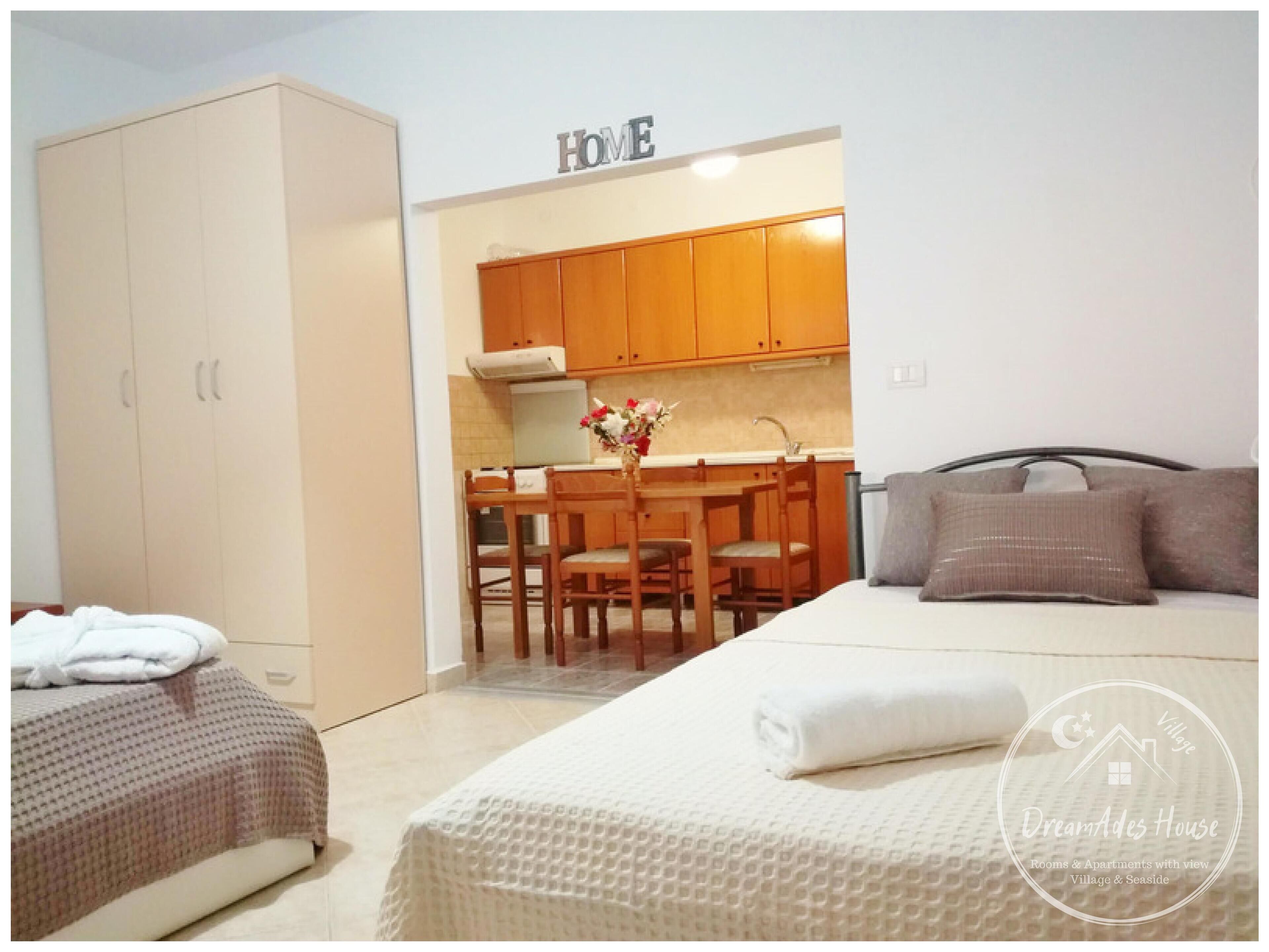 Dreamades House-Village