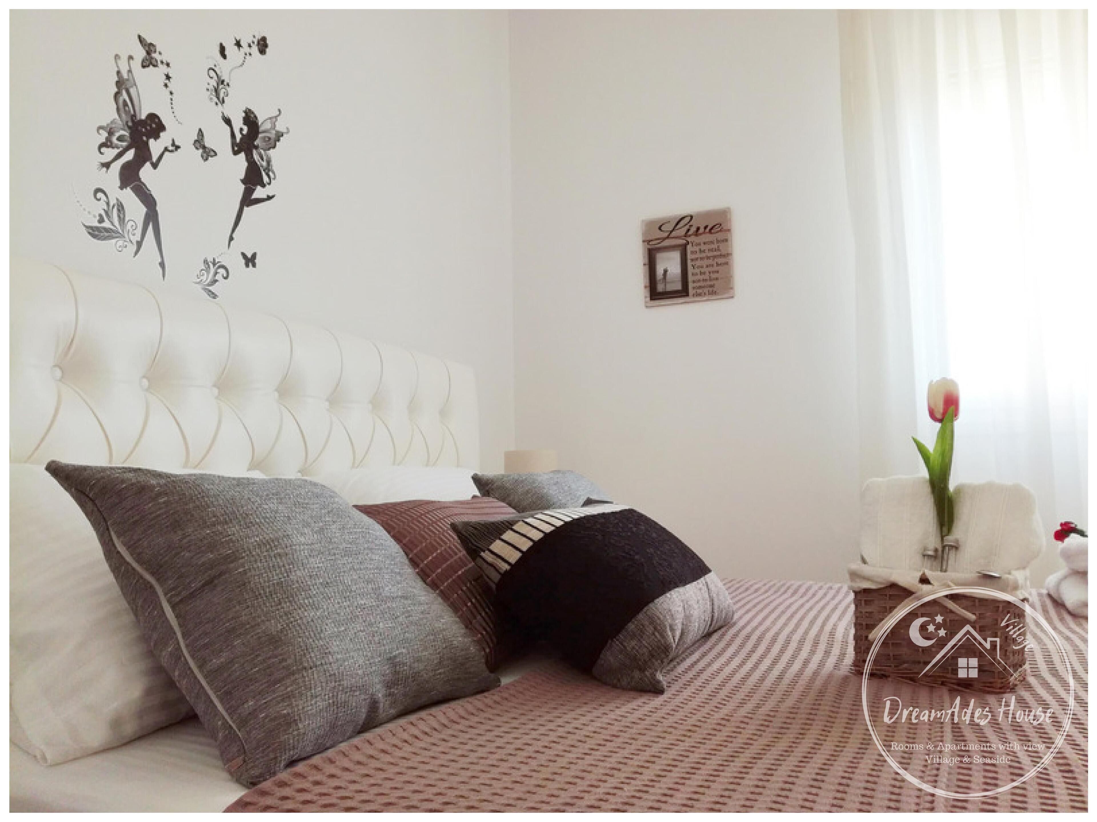 Dreamades House-Village