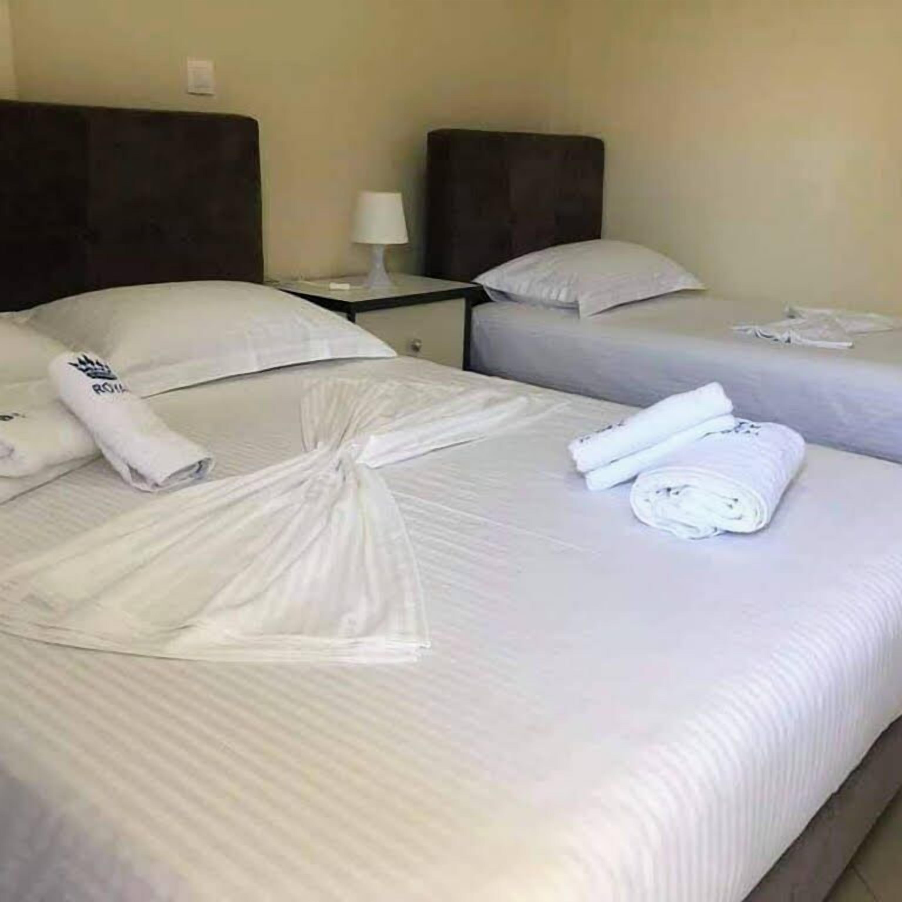 Himara Royal Hotel