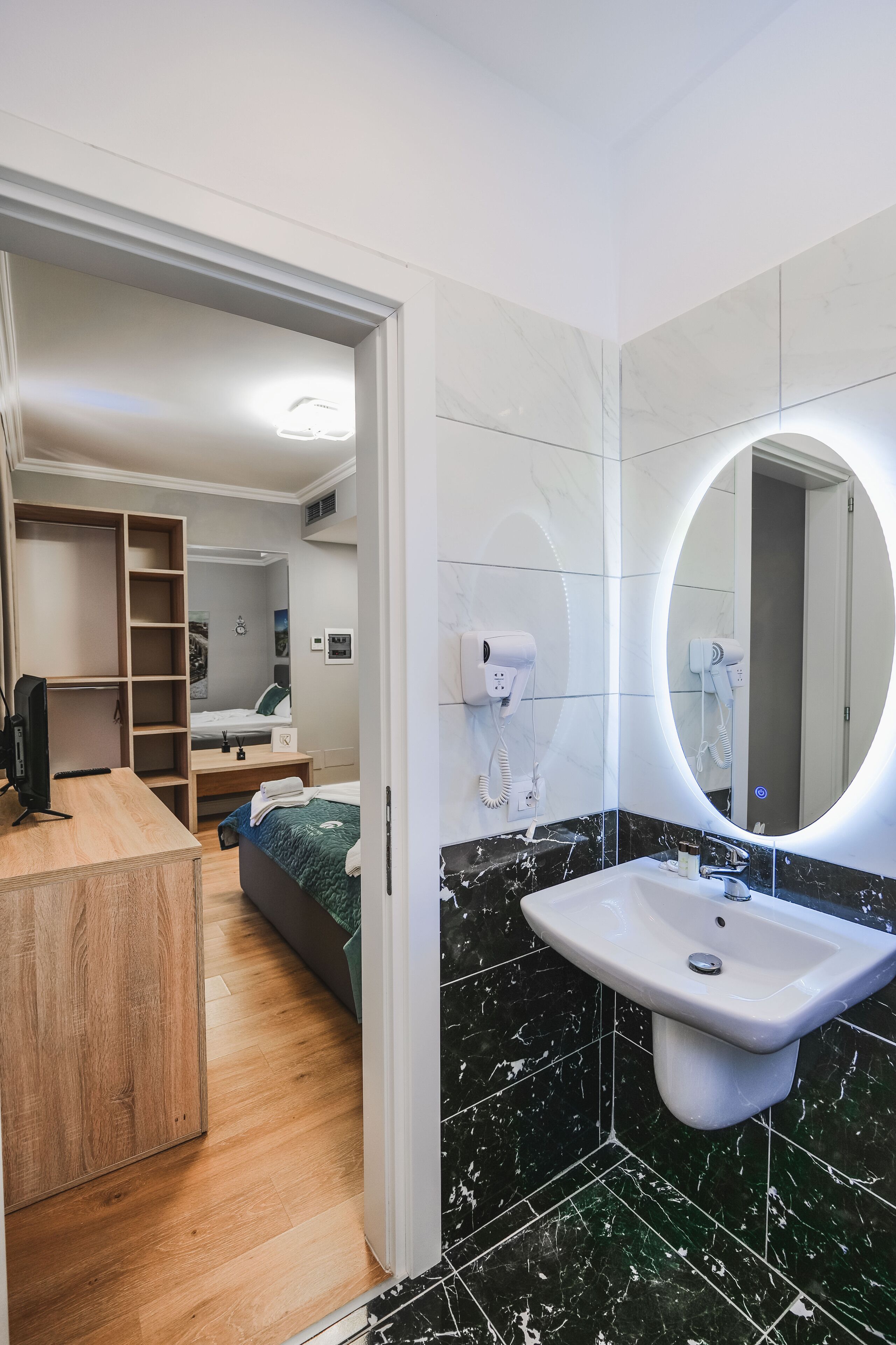 Nia Boutique Hotel by Rapos Resort