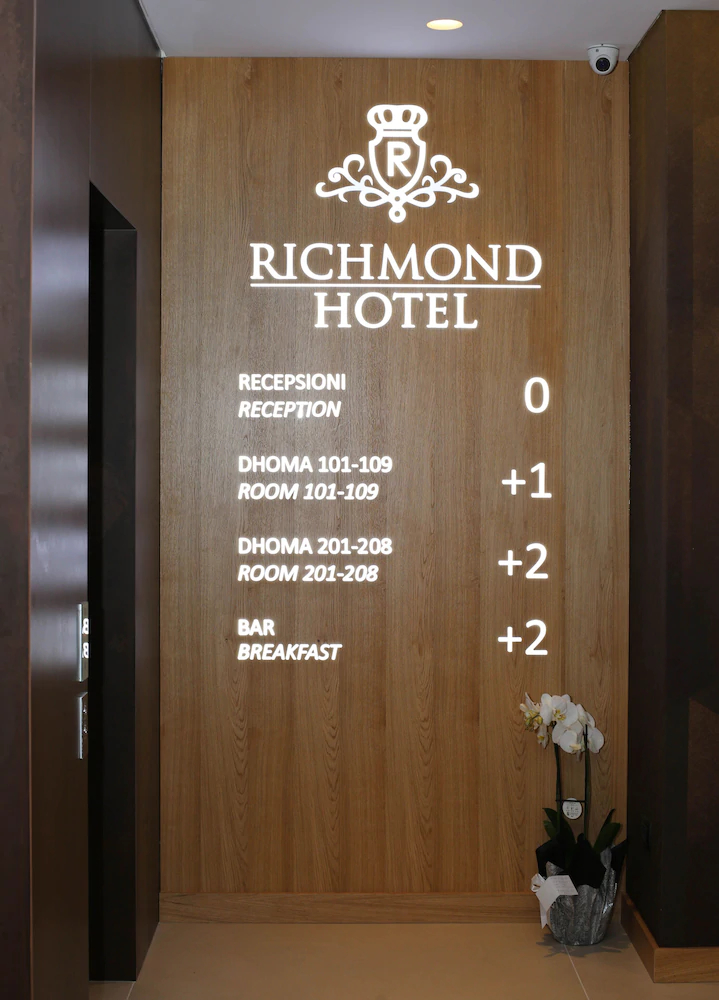 Richmond Hotel