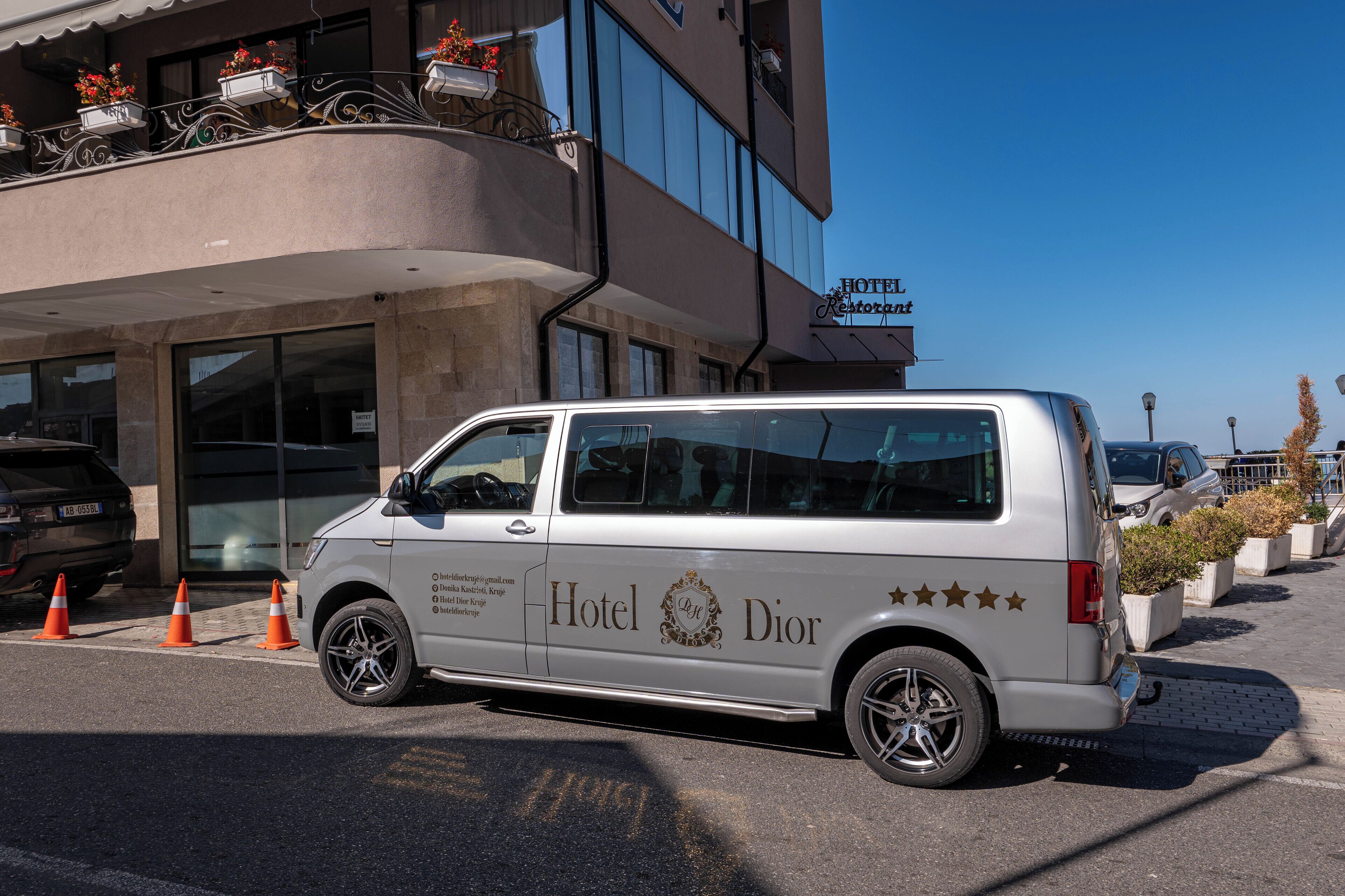 Dior Hotel