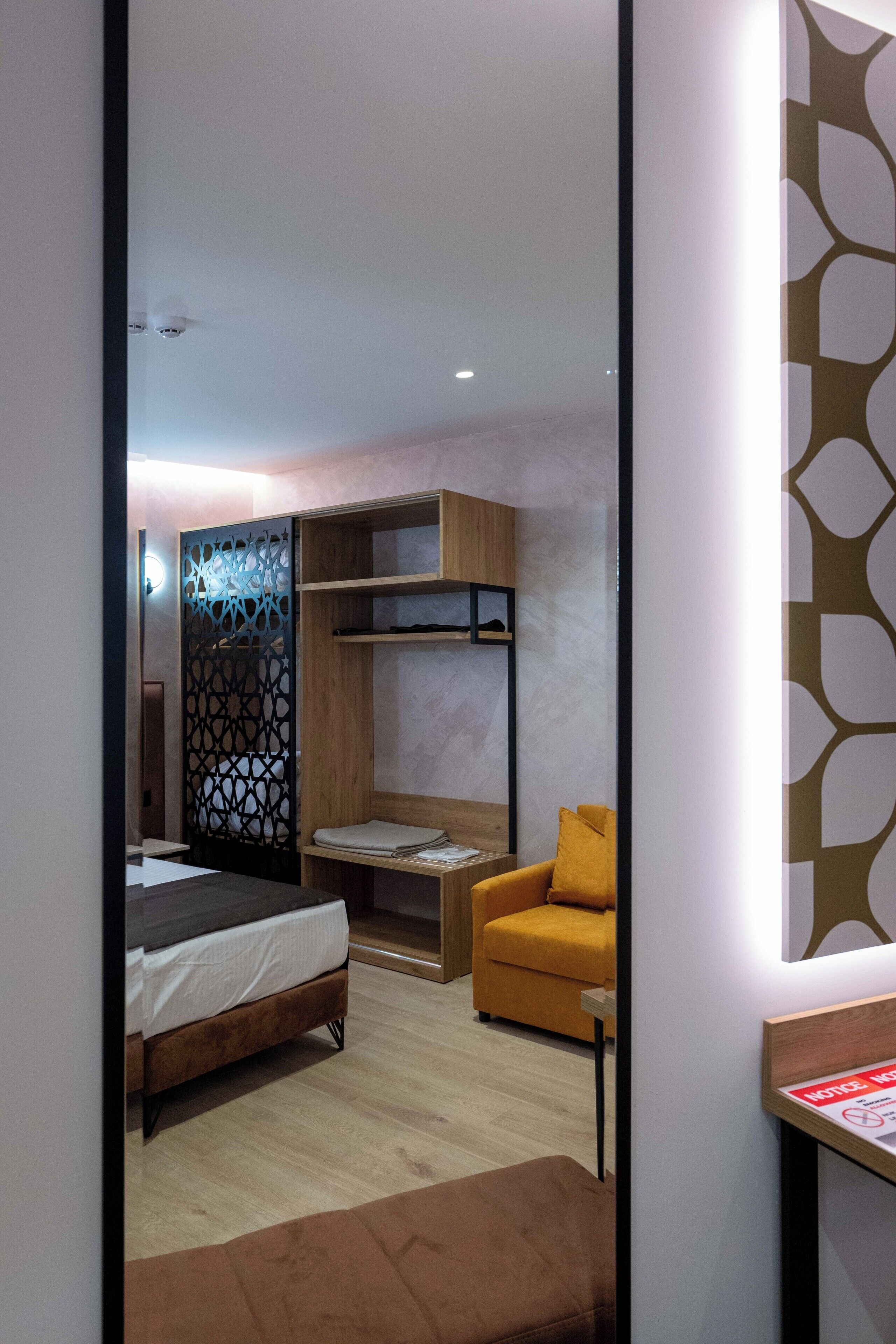 Dior Hotel