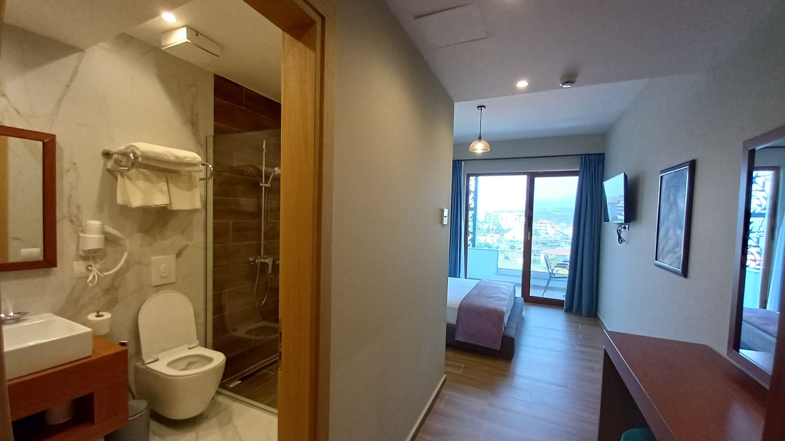 6 Milje Hotel