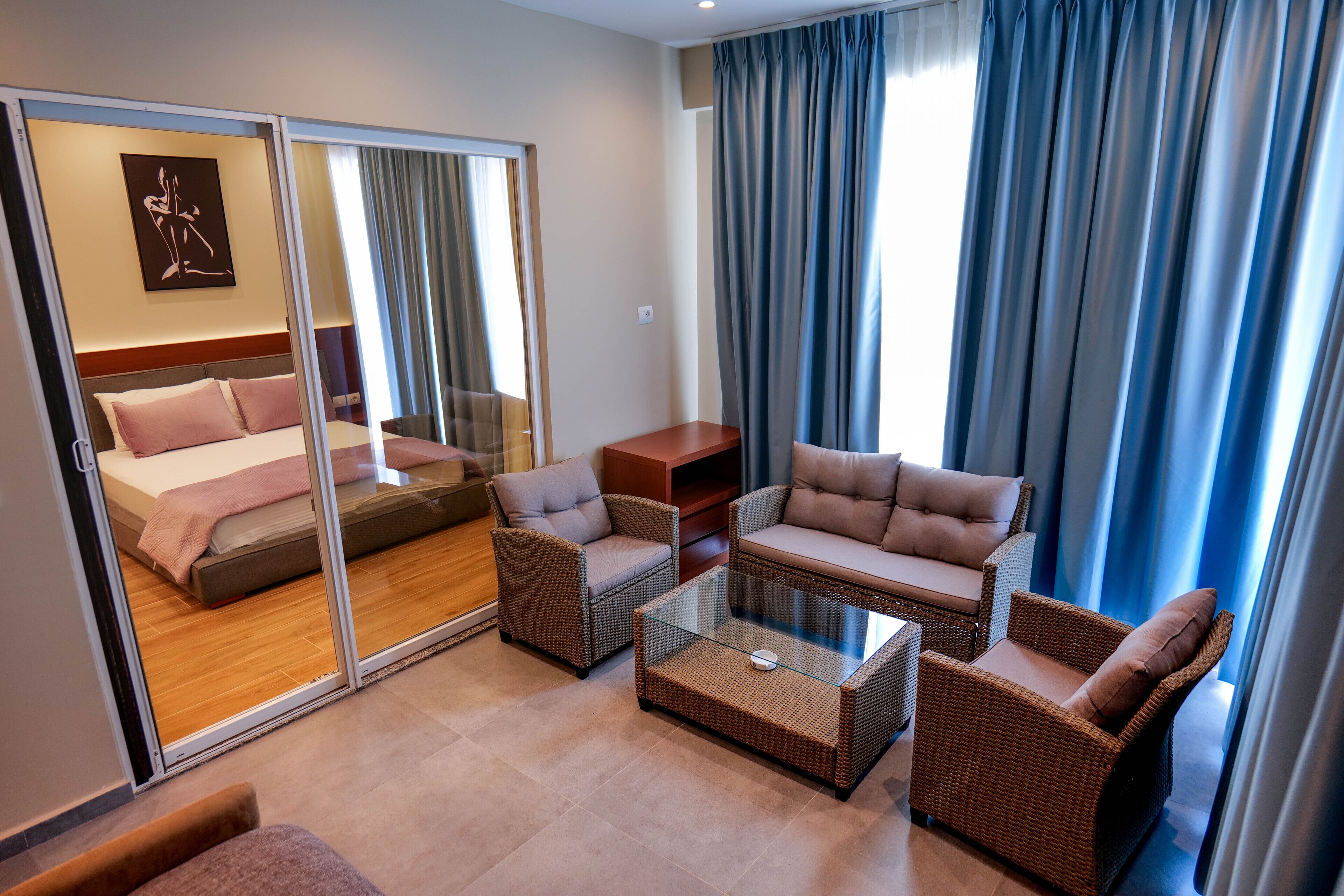 6 Milje Hotel